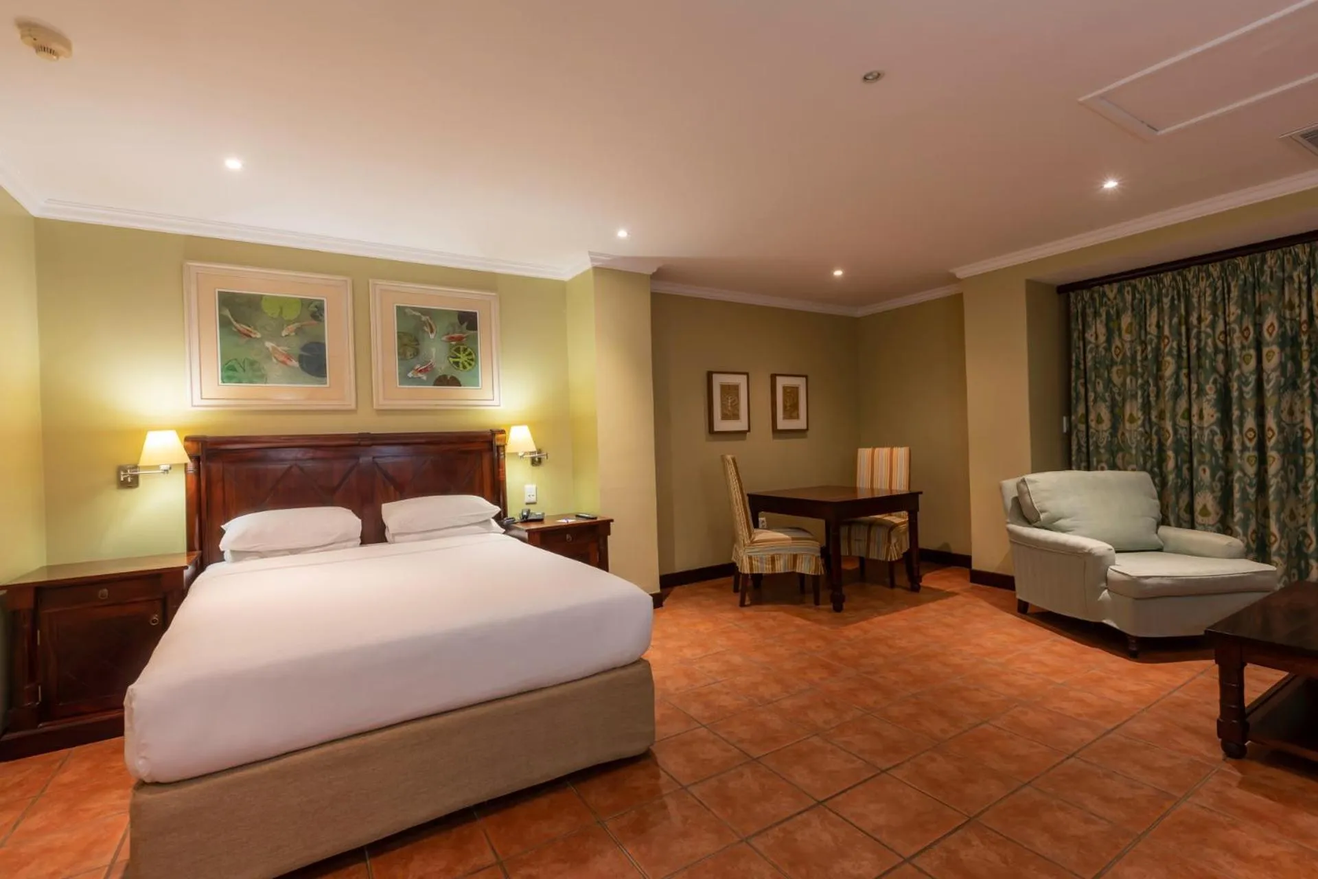 Executive Suite - Sea View & Balcony in Hotel Cardoso