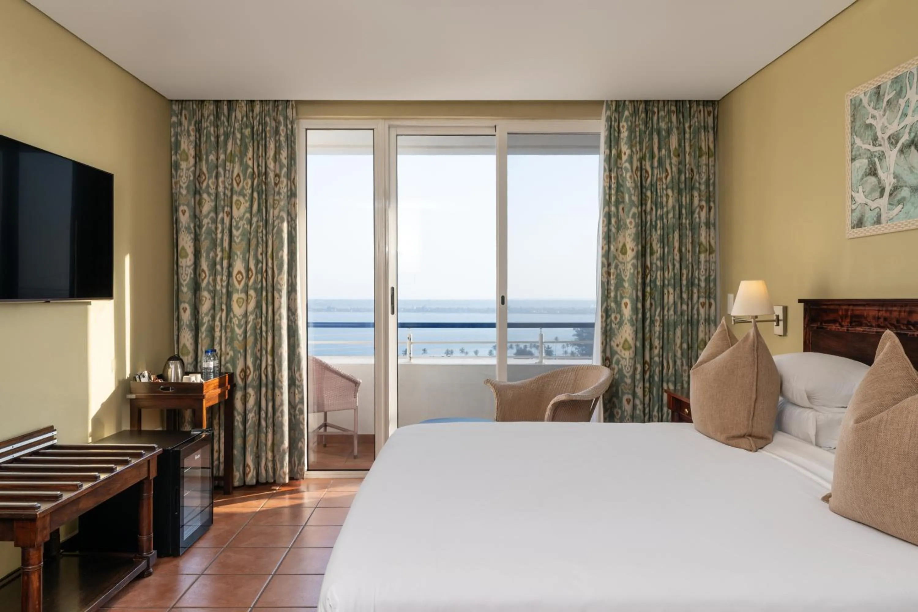 Standard Sea View Double Bed in Hotel Cardoso