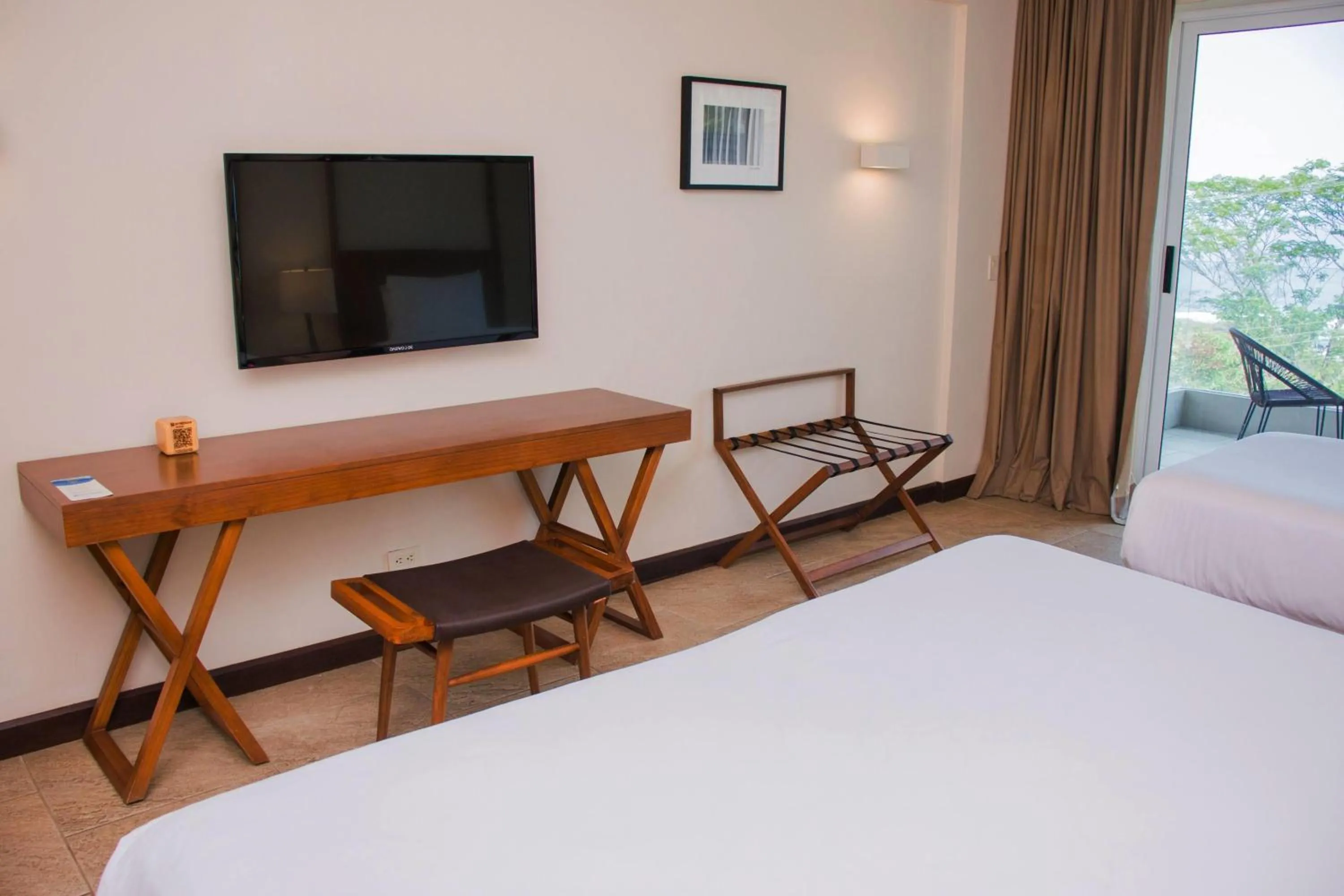 Concept King Room with One Twin Bed and Ocean View - Non-Smoking in Wyndham Tamarindo