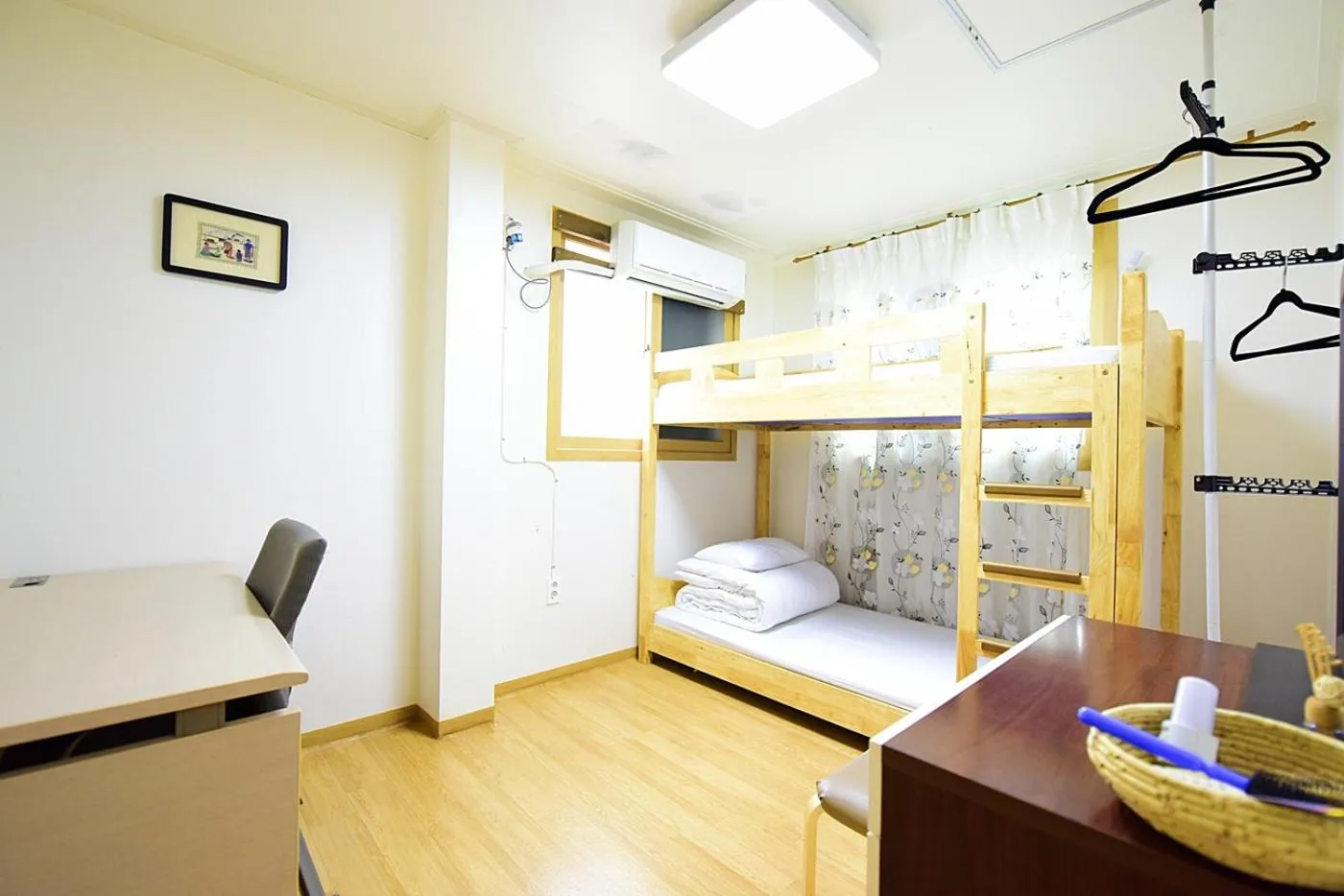 Economy Twin Room - single occupancy in Ganderak Guesthouse