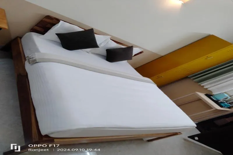 Budget Double or Twin Room in Tipiverse 144