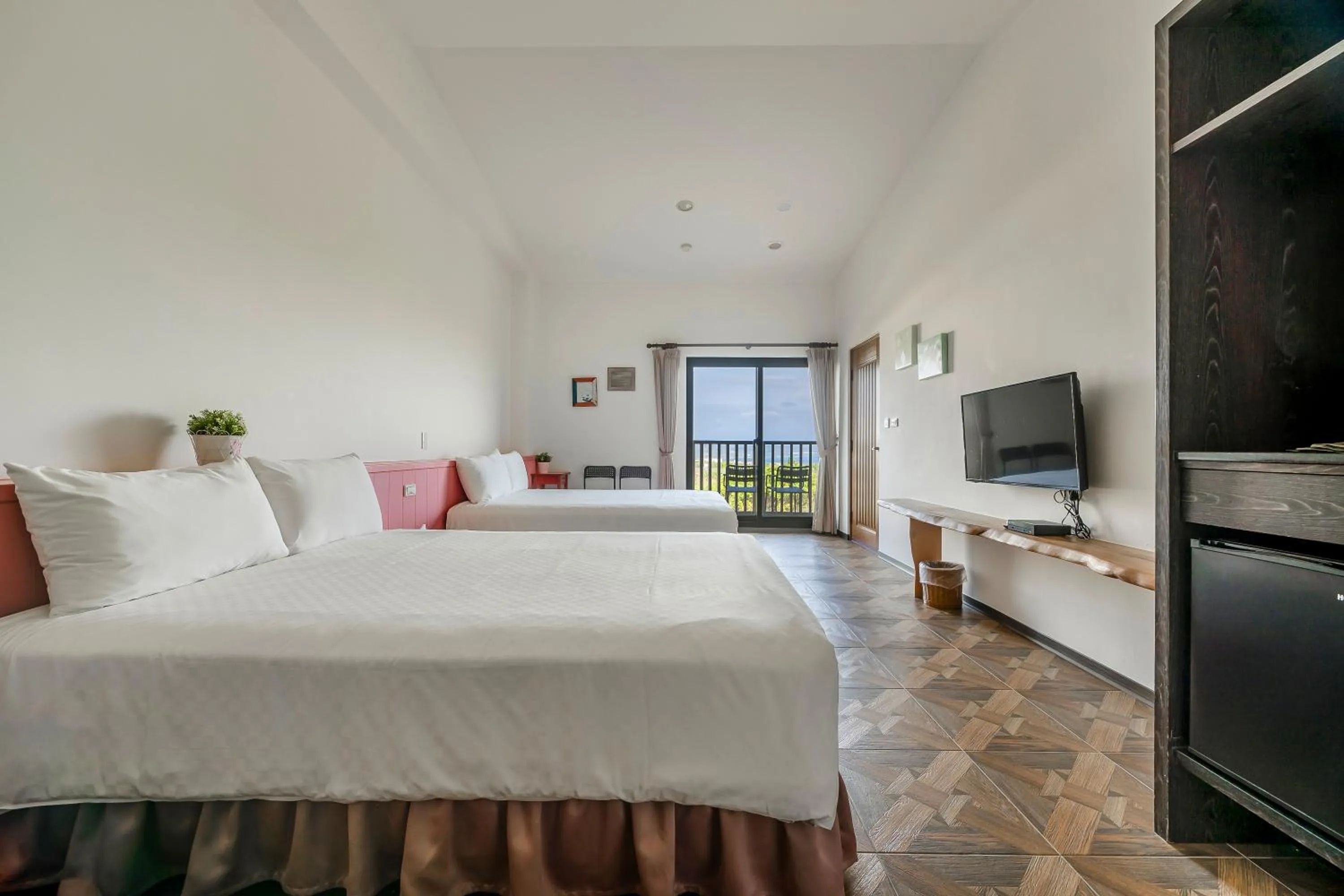 Deluxe Suite with Sea View in Kavana Cottage