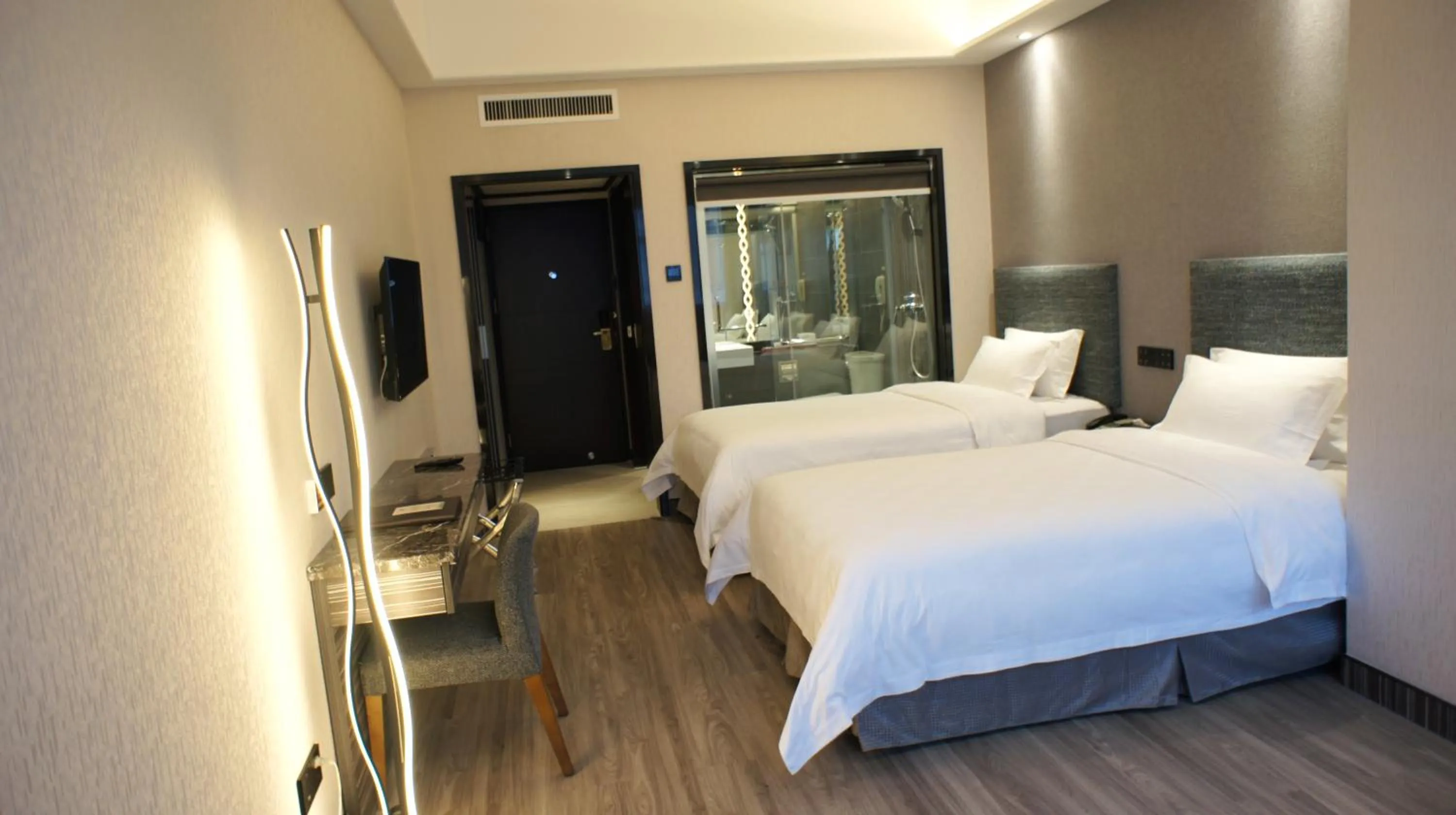 Twin Room in Shenzhen Lido Hotel