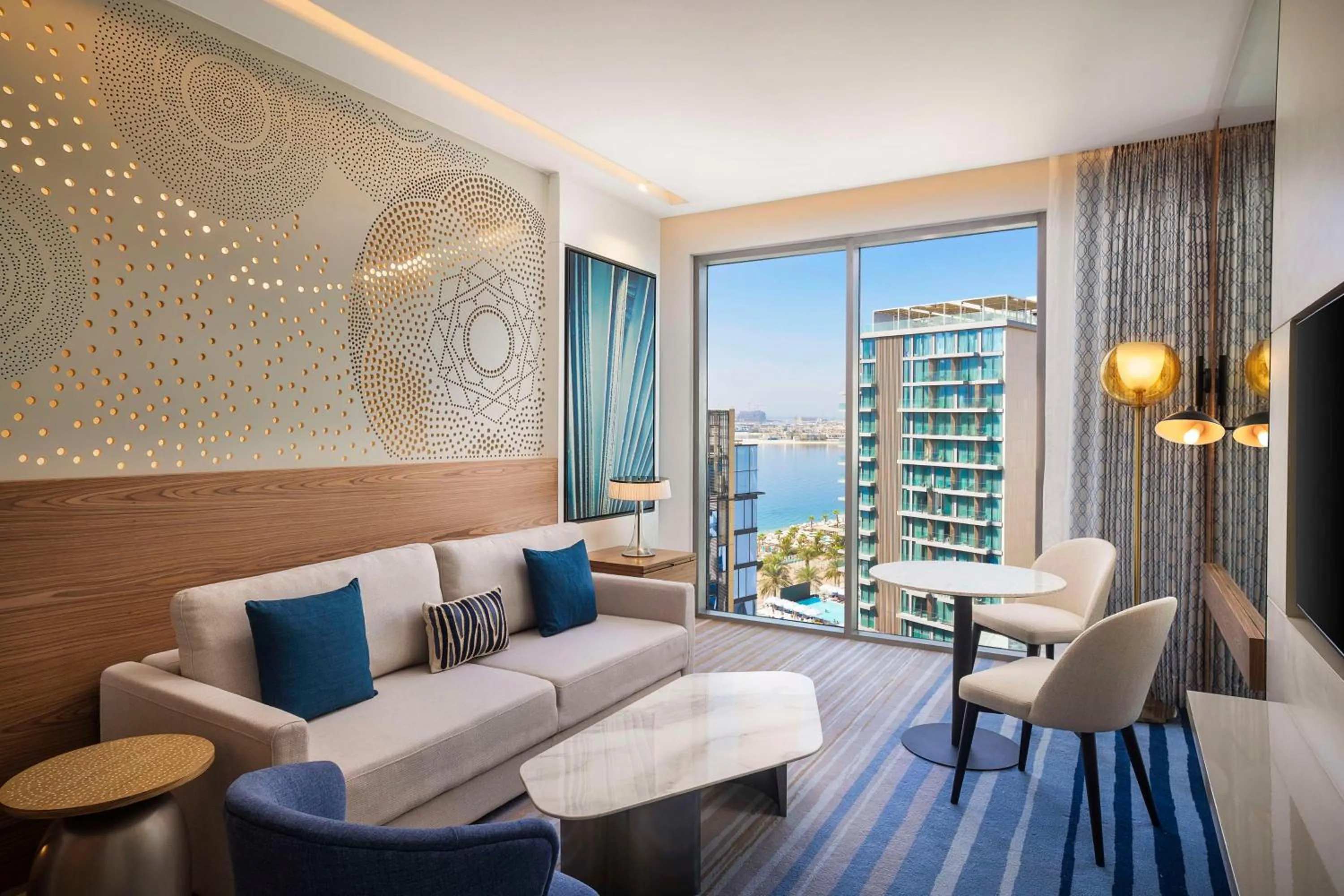 One-Bedroom King Suite in Tumbi Hotel Dubai The Palm,Tapestry Collection Hilton