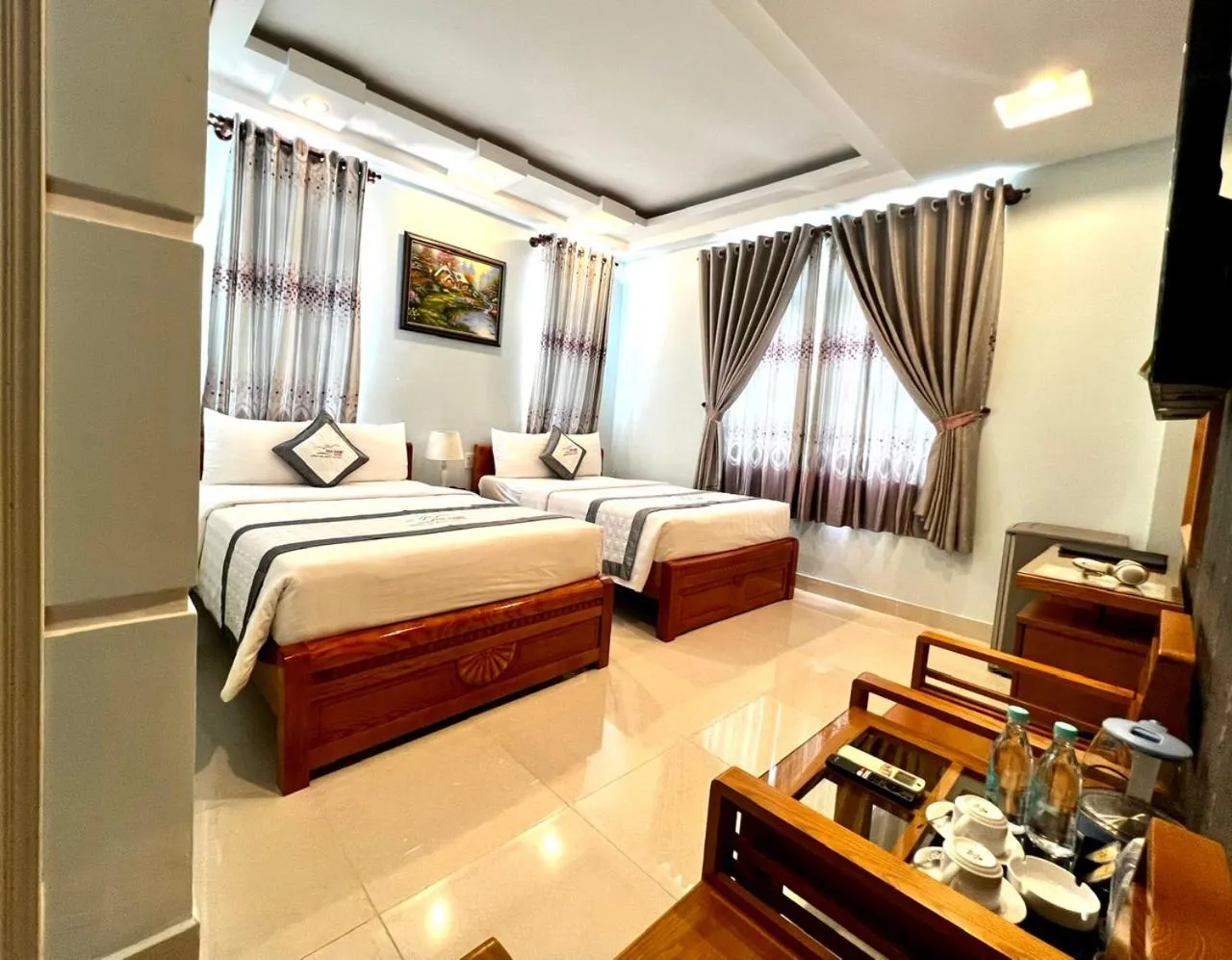 Deluxe Twin Room in Yen Nam Hotel Nguyen Trong Tuyen