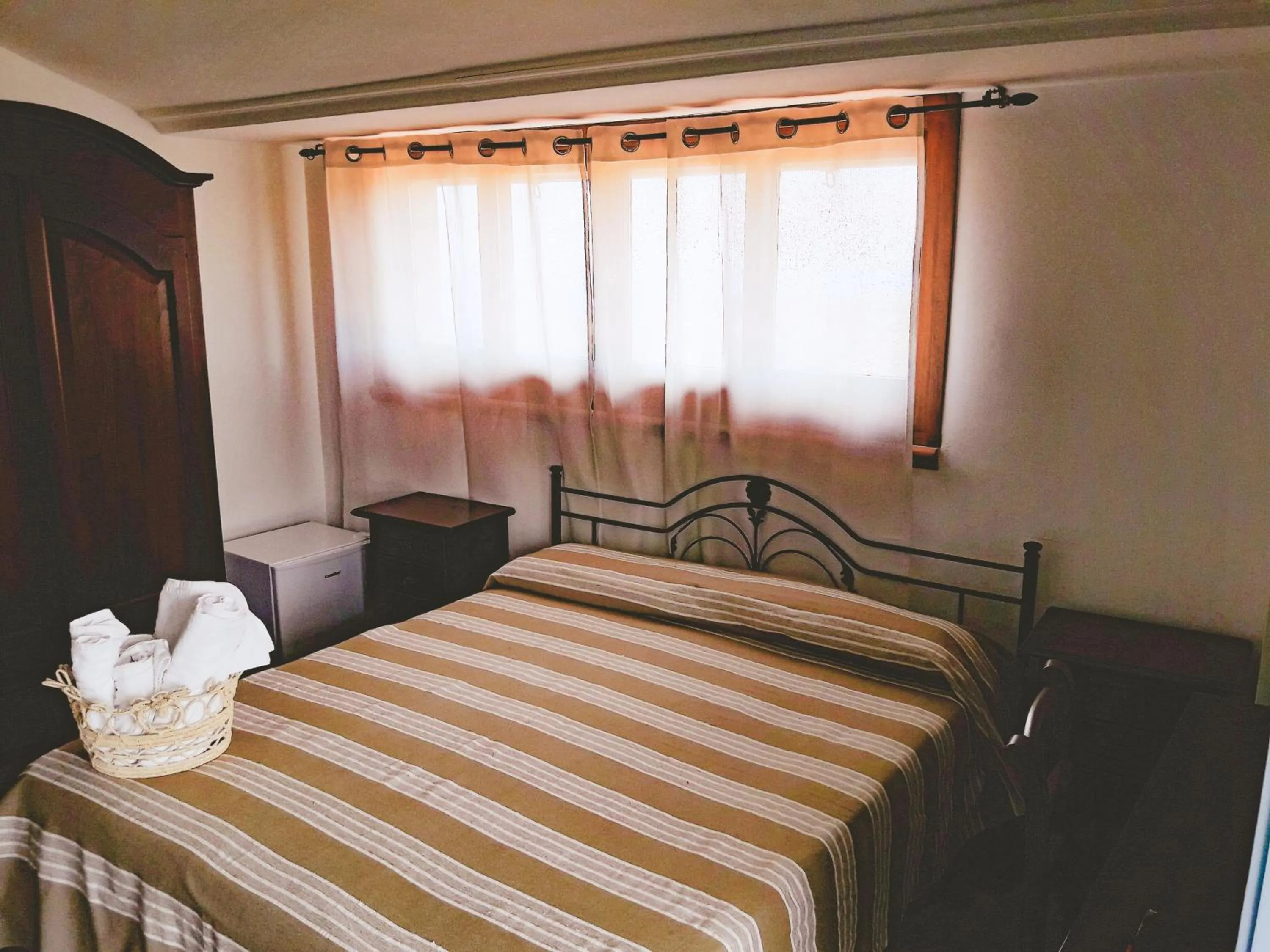Double Room with Private Bathroom in La Civetta