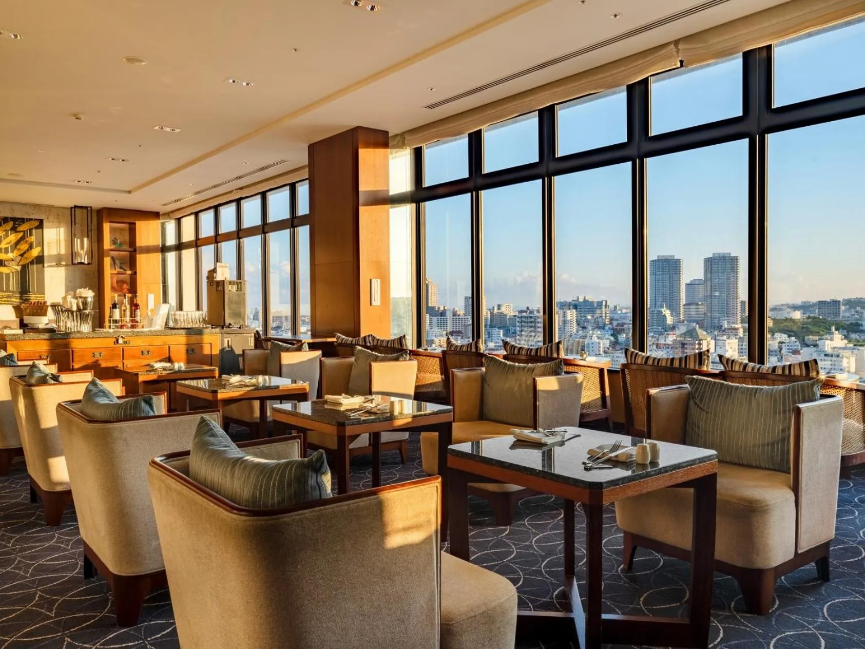 Club Twin Room with Lounge Access in Hyatt Regency Naha, Okinawa