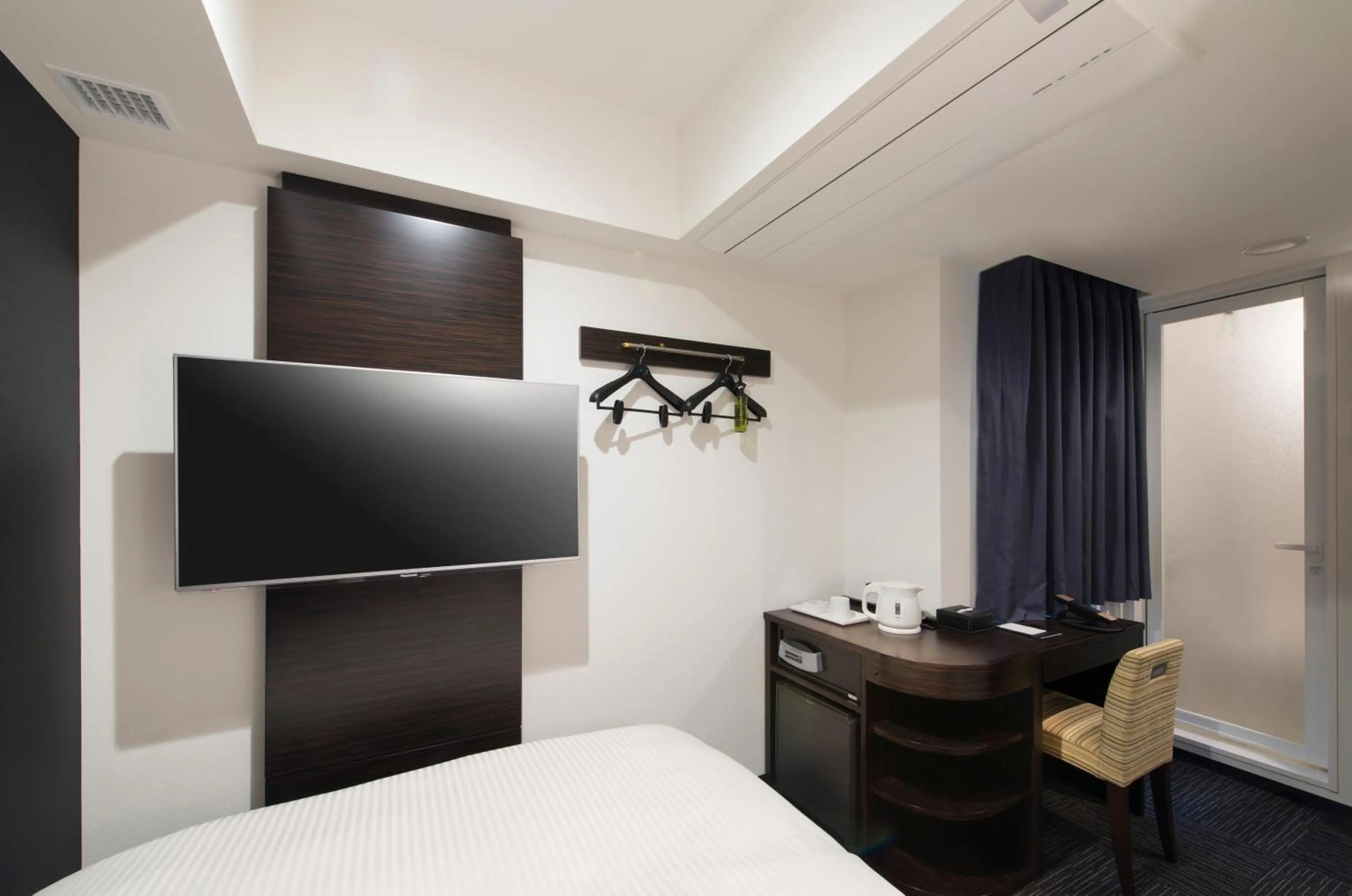 Economy Double Room - Non-Smoking in HOTEL Guest1 Ueno Ekimae