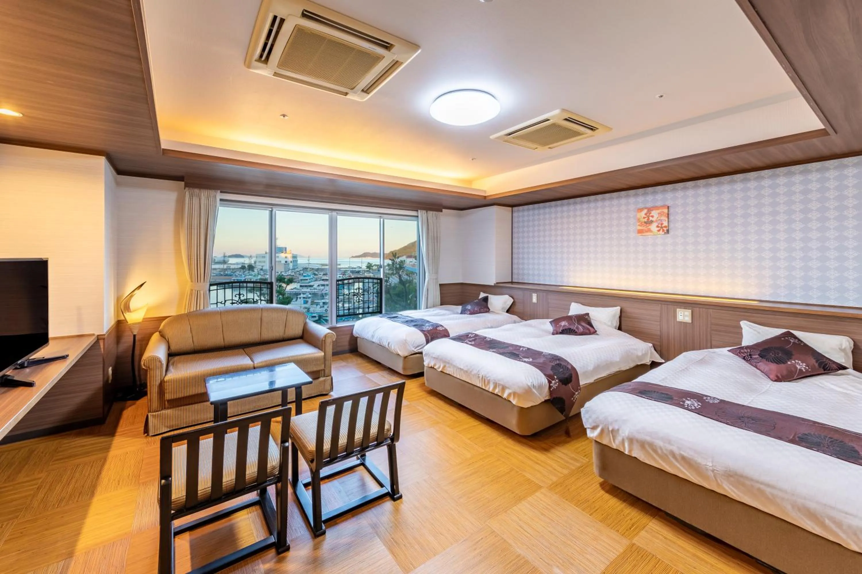 Triple Room with Ocean View South Wing - Restaurant Dinner in Todaya