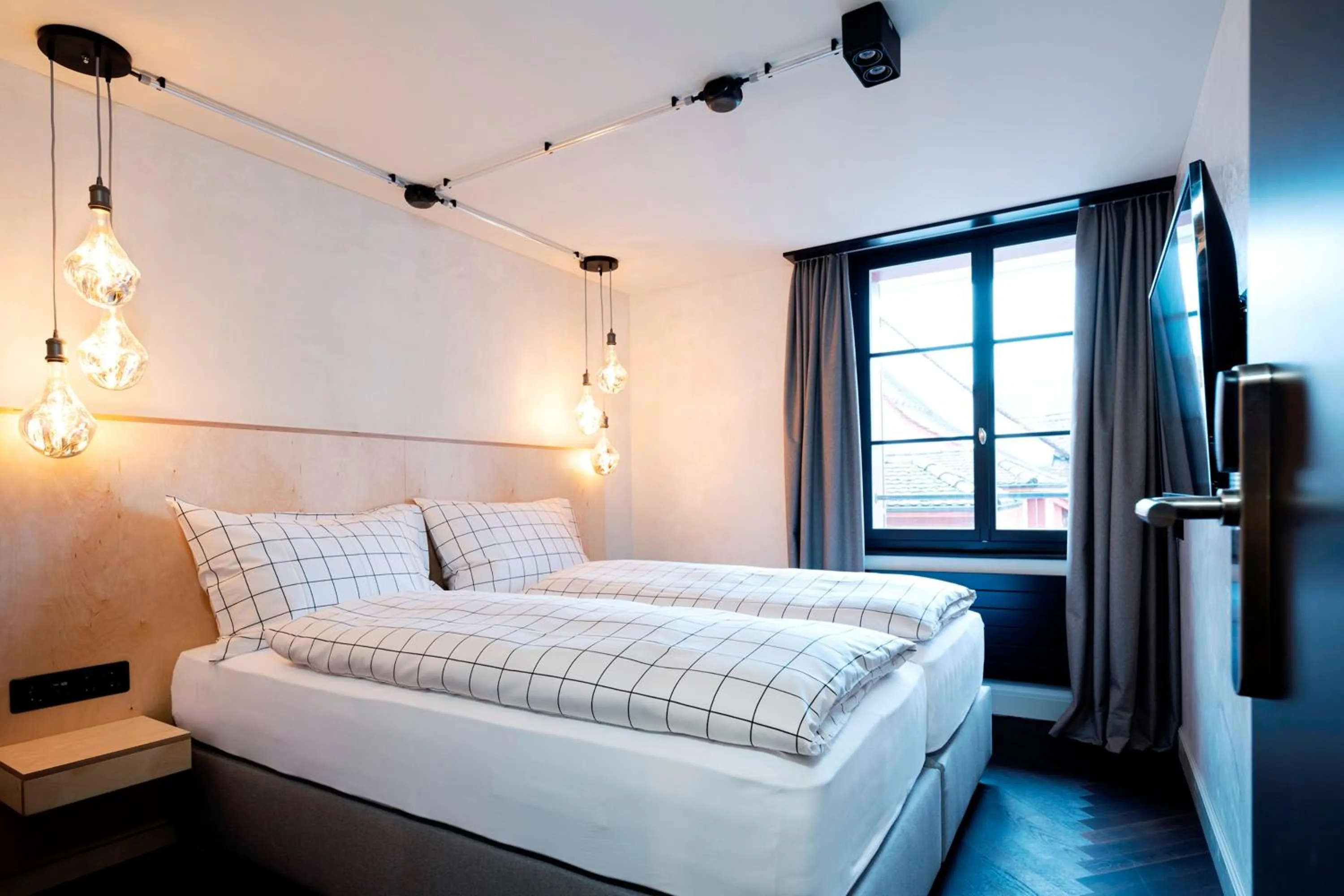 Economy Double Room with Private Bathroom on the Floor in The Lubo - self check-in