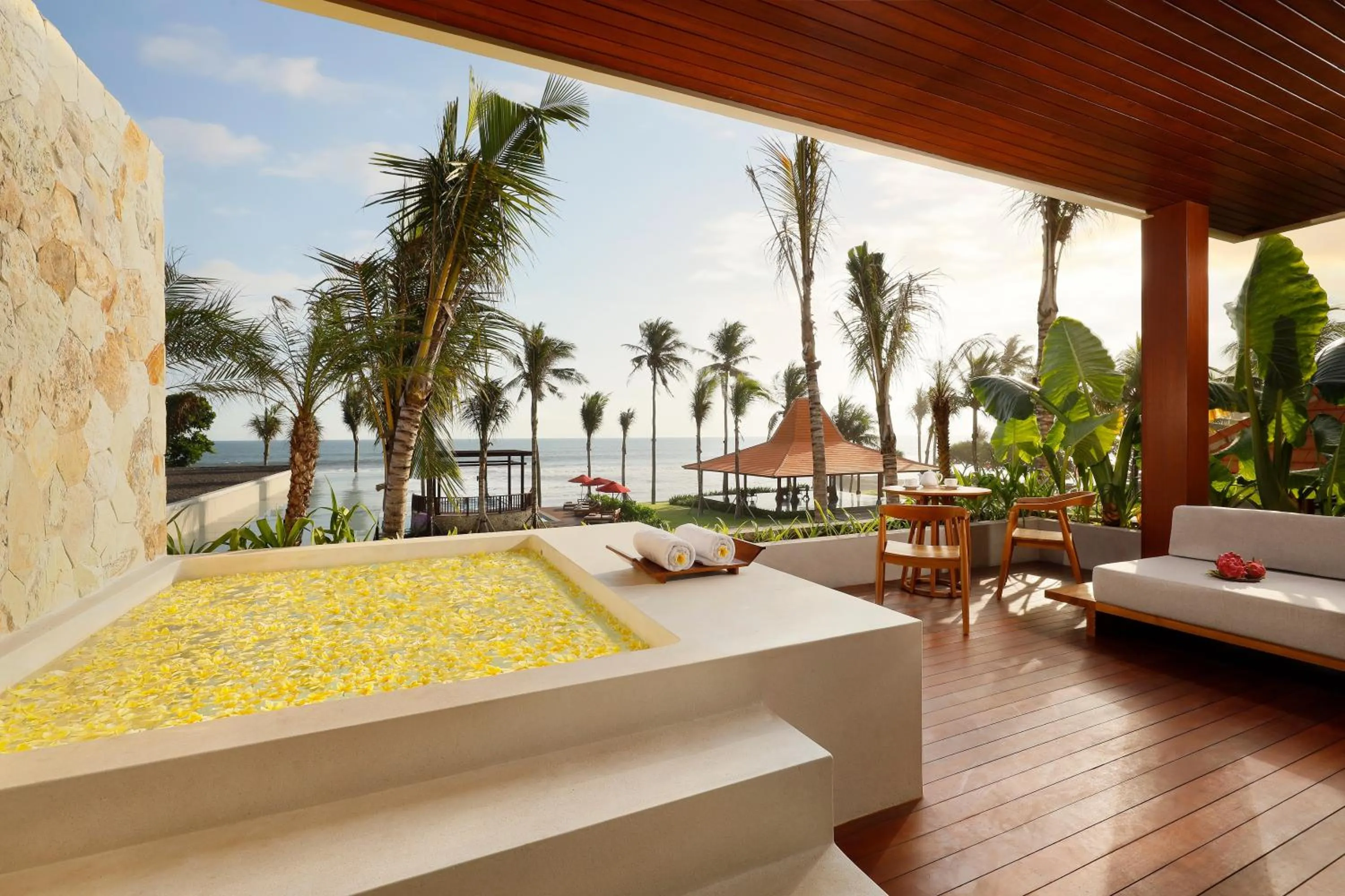 Suites with Jacuzzi  in Amarta Beach Retreat by Nakula