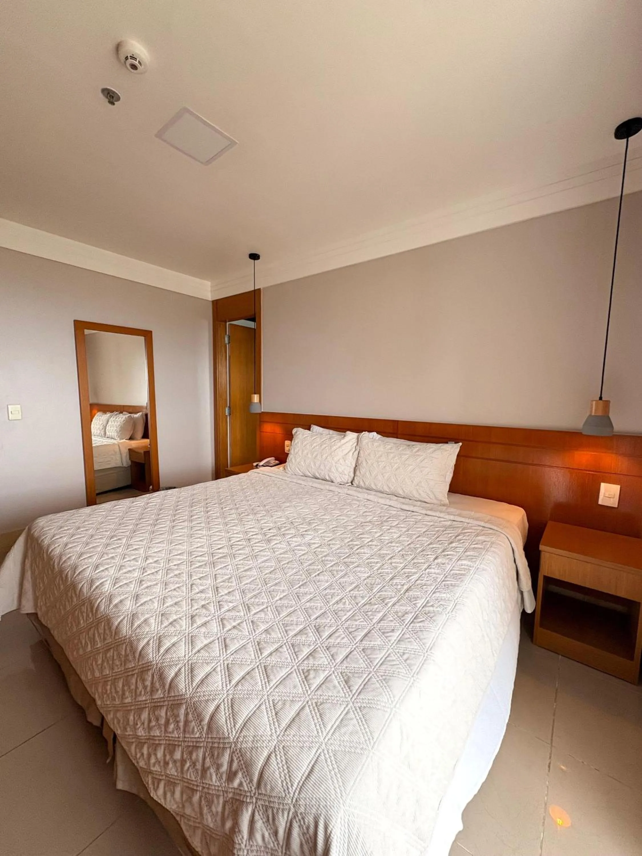 Deluxe Suite with Spa Bath in Royal Urban Macaé Hotel