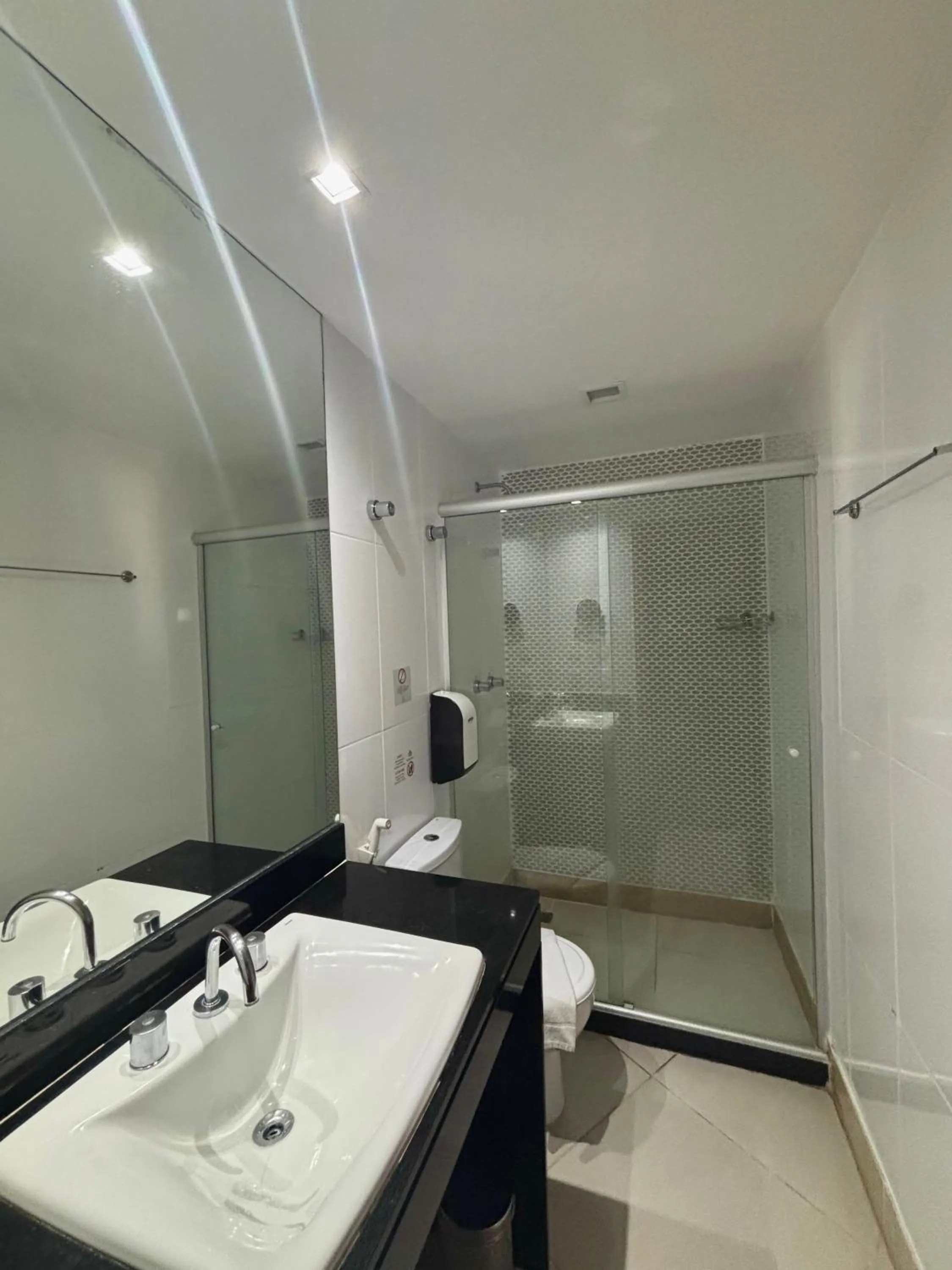 Suite with Balcony in Royal Urban Macaé Hotel