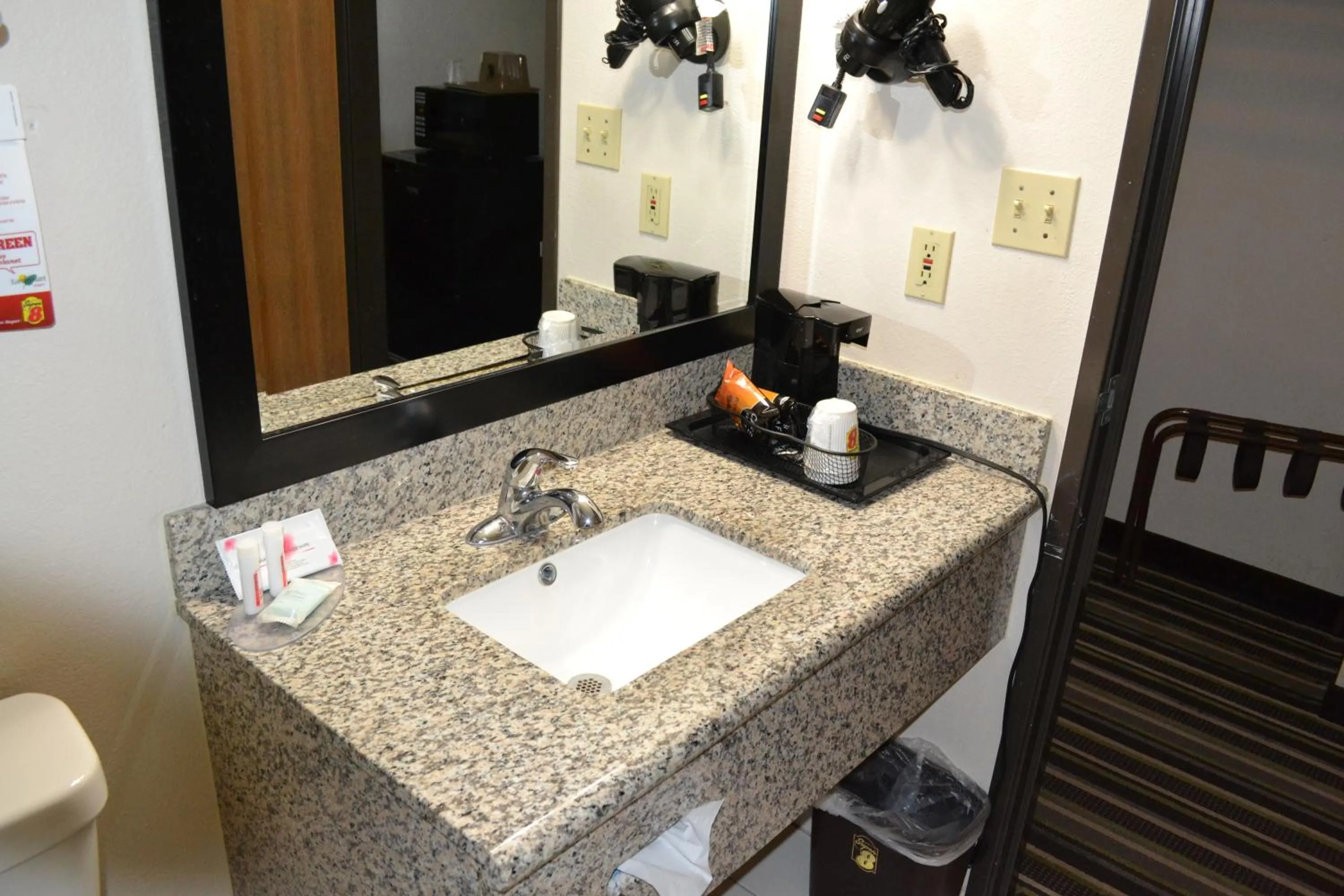 Deluxe King Suite in Super 8 by Wyndham Roswell