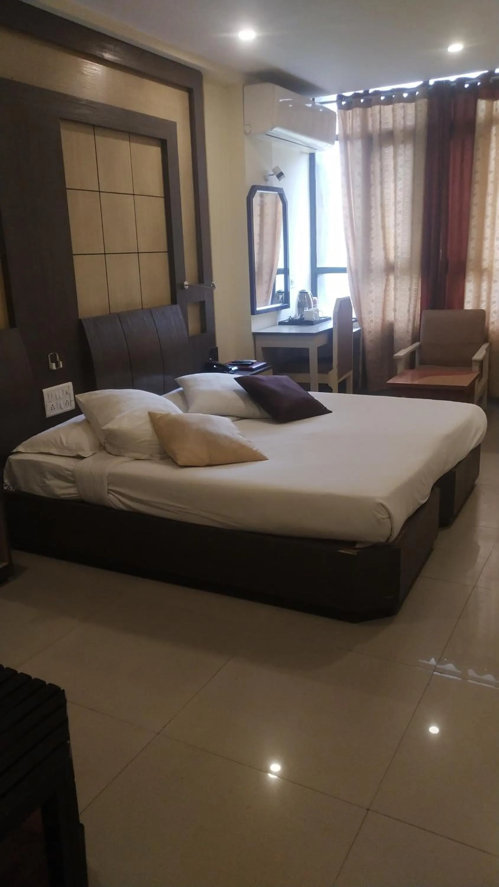 Standard Double or Twin Room in Hotel Rishi Regency