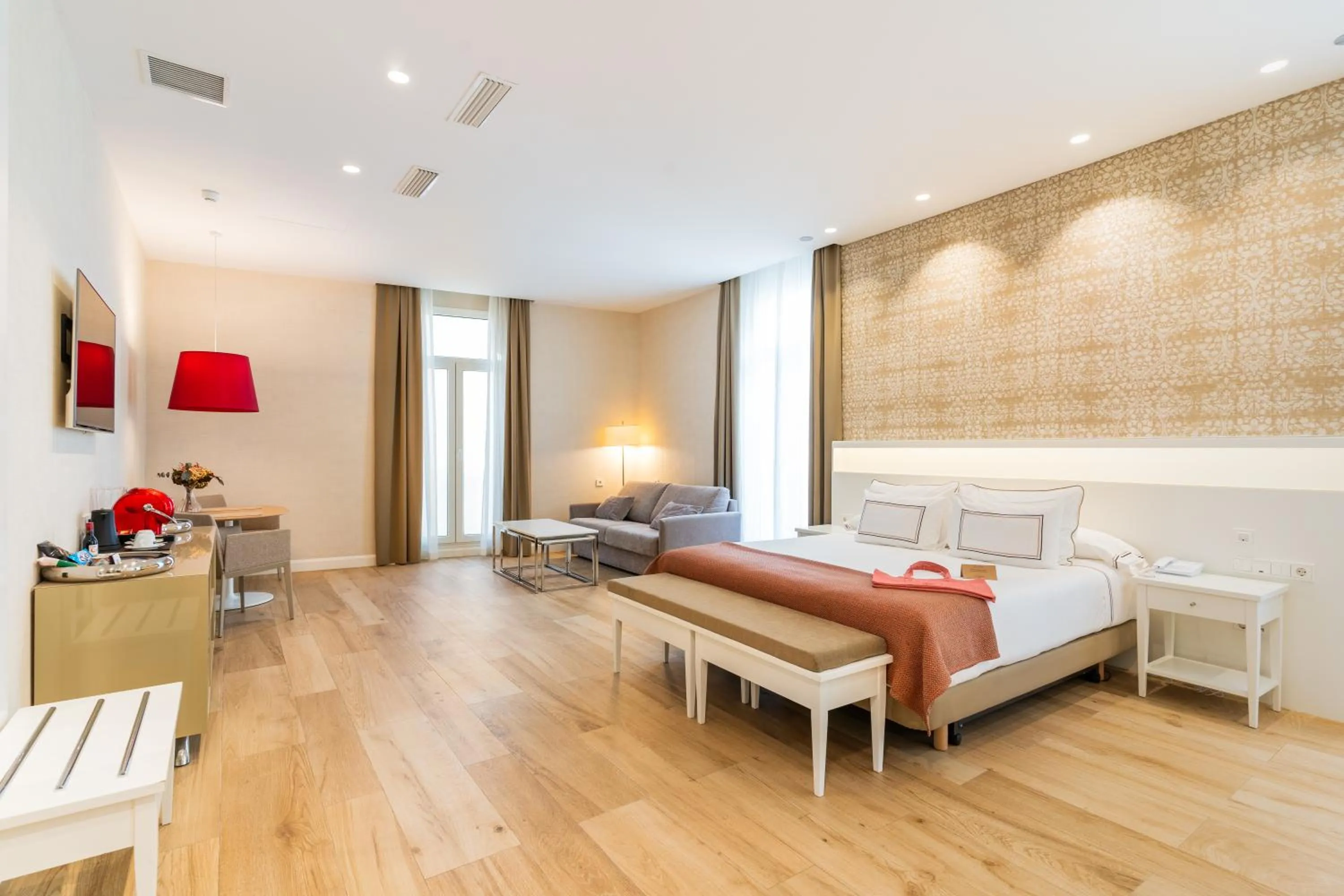 Junior Suite in Melia Plaza Valencia