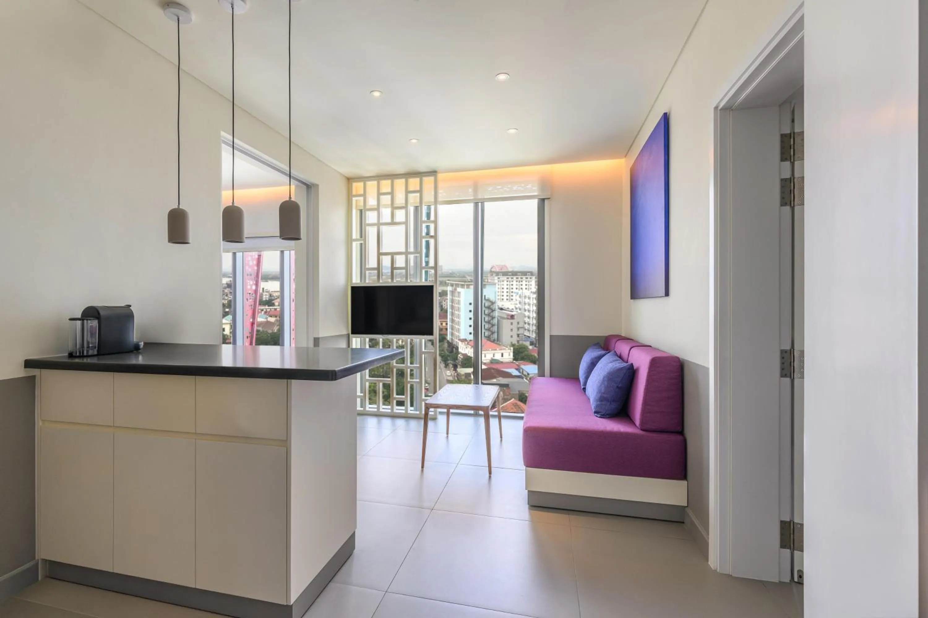 King Suite with City View in Wink Hai Phong Centre, Unscripted by Hyatt - 24 Hours stay