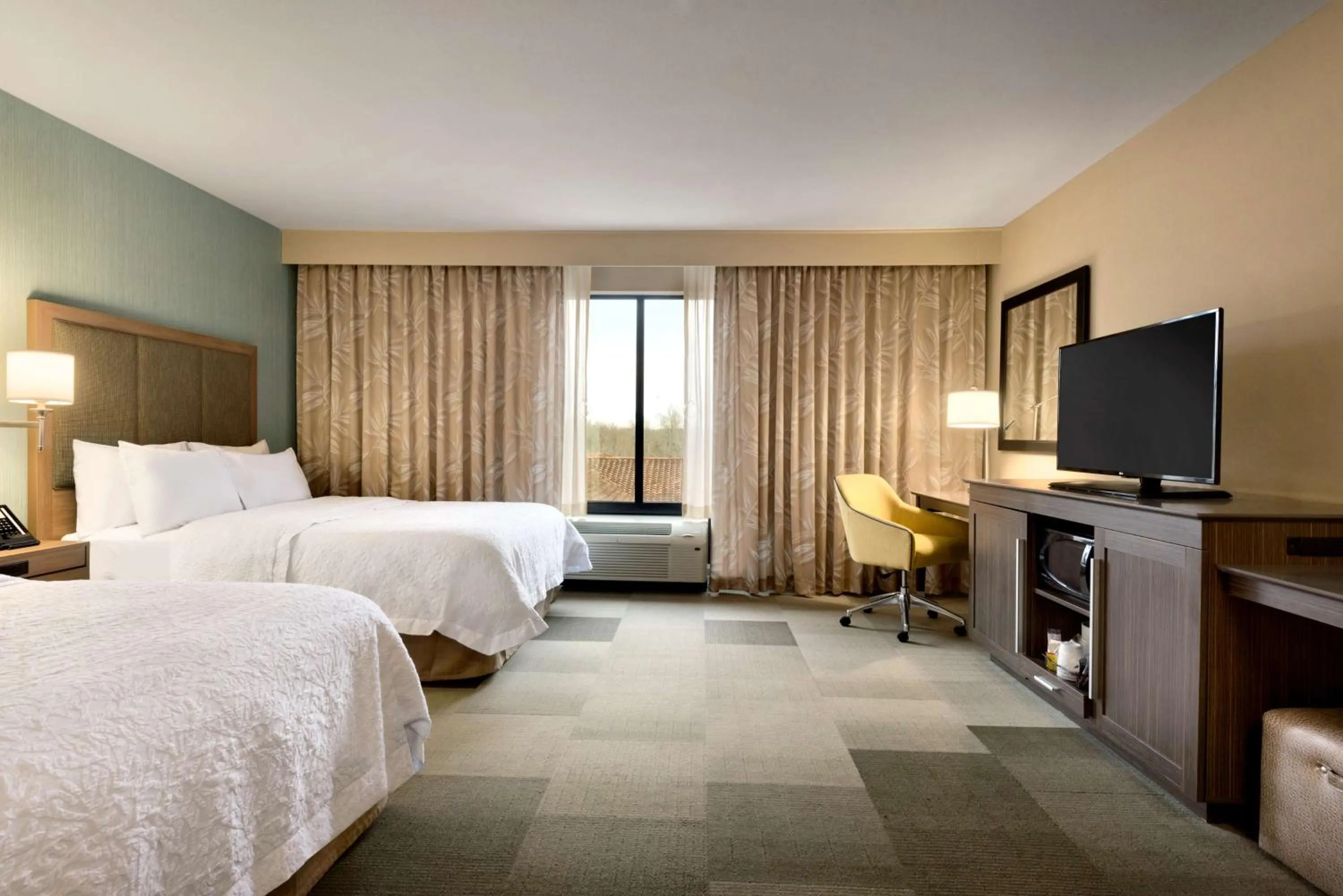 Queen Room with Two Queen Beds - Mobility Access/Non-Smoking in Hampton Inn and Suites Monroe