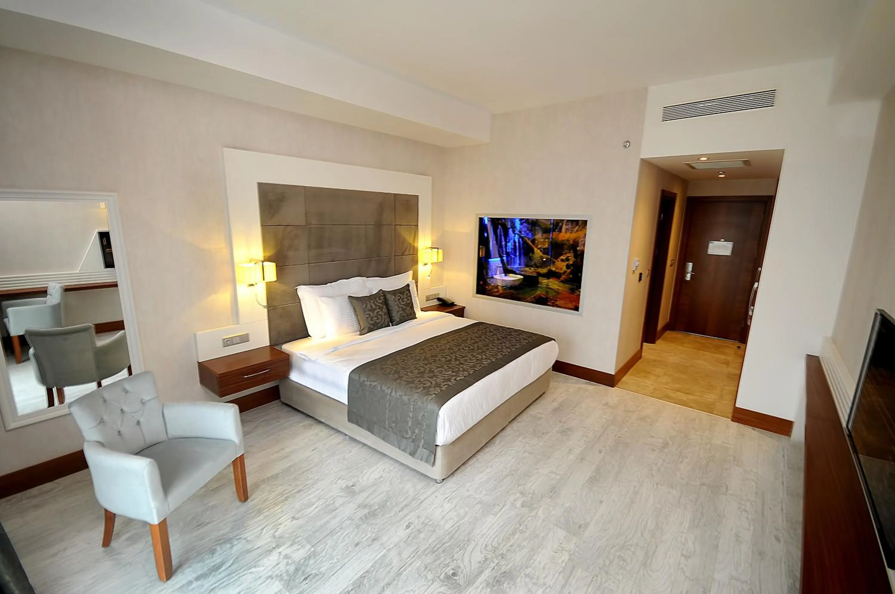 Executive Suite in Elite Hotels Darica Spa & Convention Center
