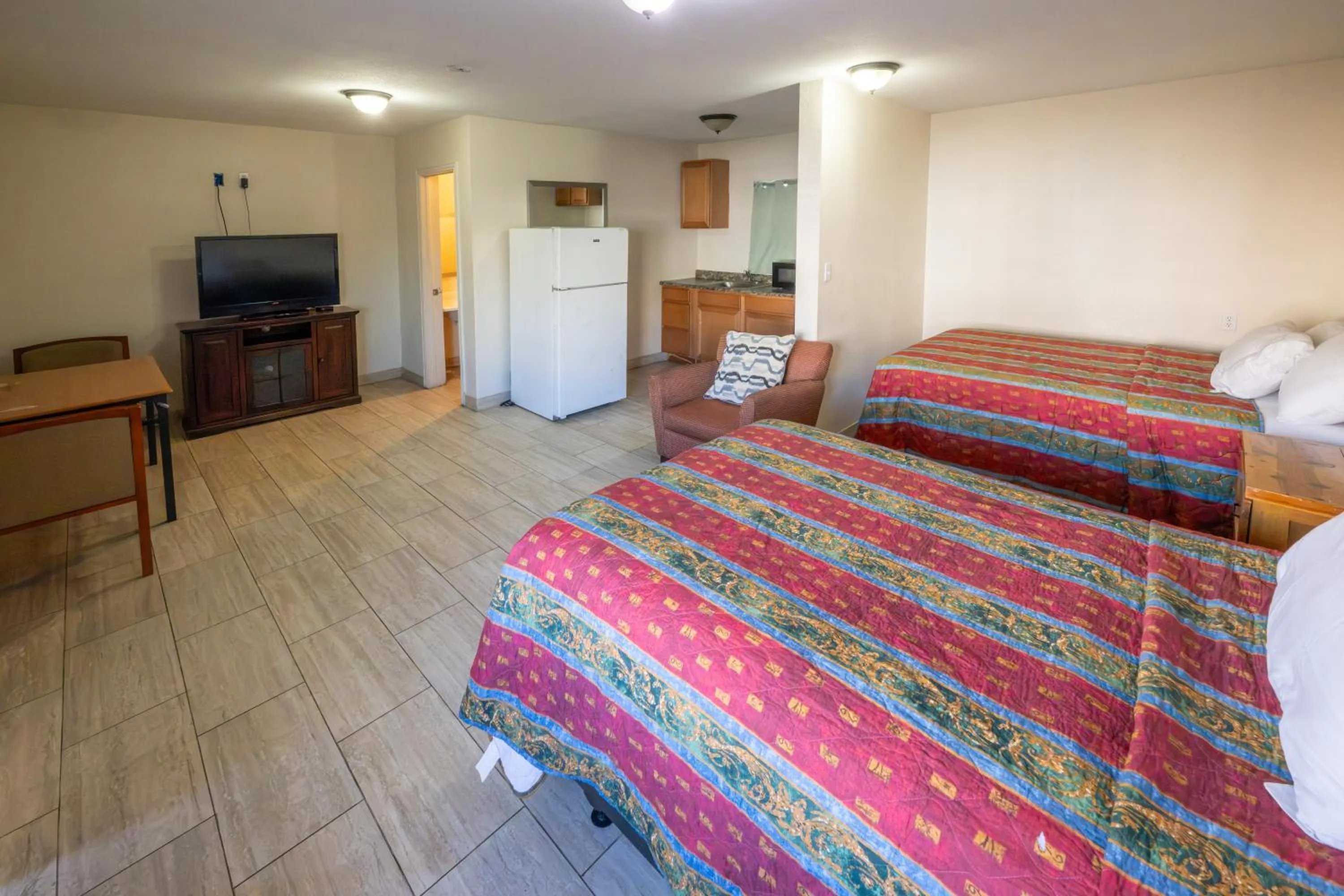 2 Queen Beds Non-Smoking, Kitchen in Motel 7 By OYO Near Phoenix Airport
