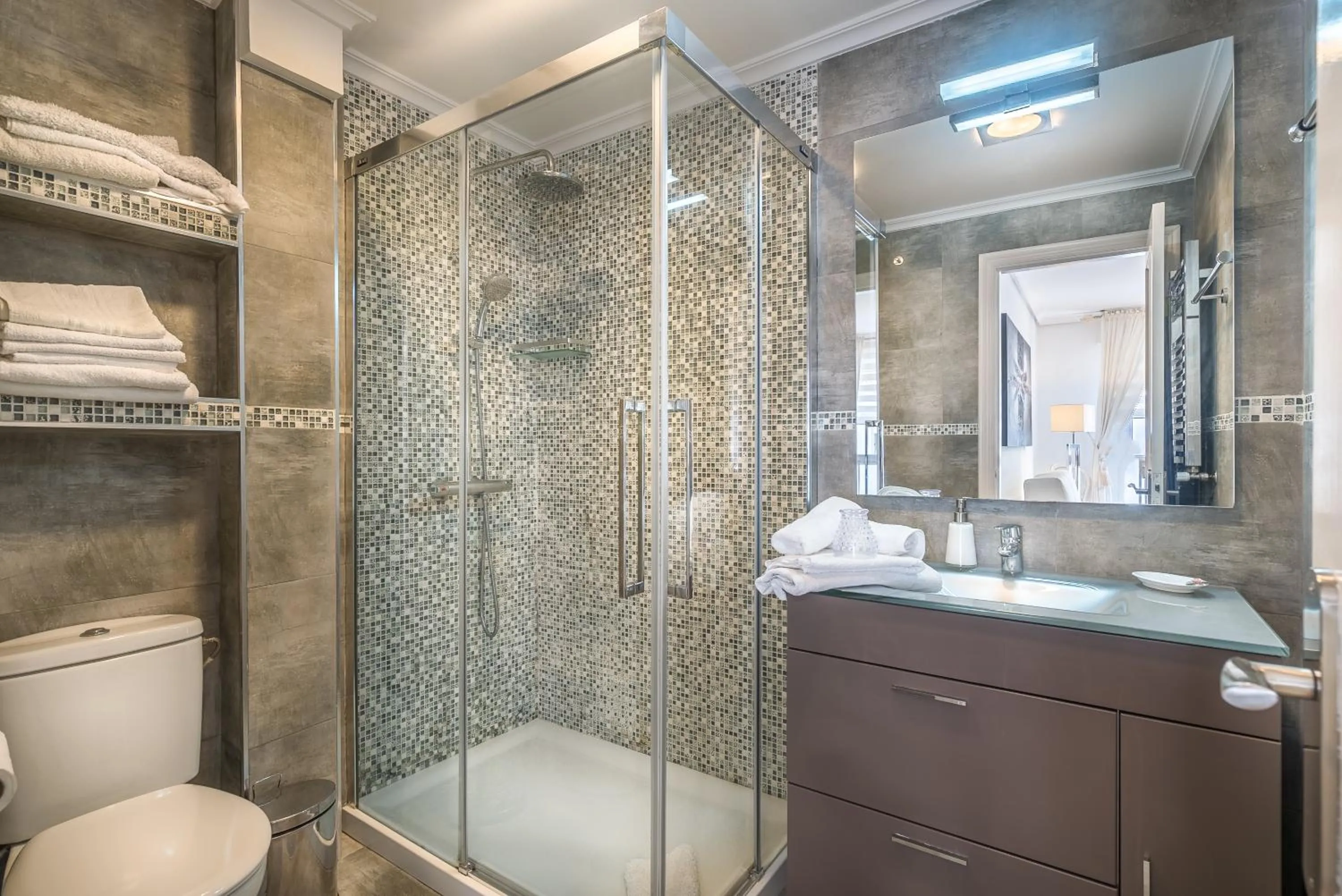 One-Bedroom Apartment (4 Adults) in Apartamentos Las Brisas