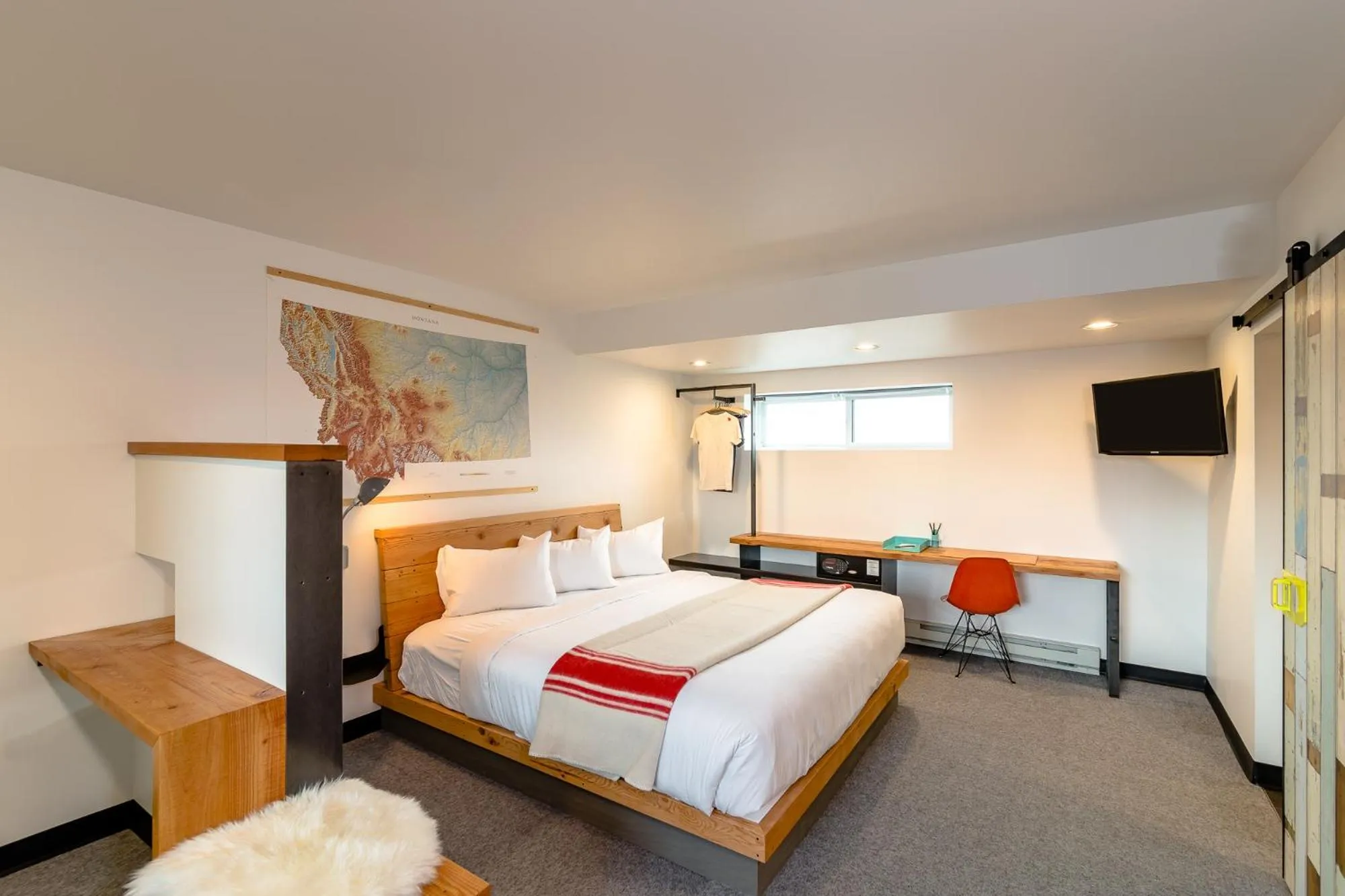 Superior King Room in The LARK