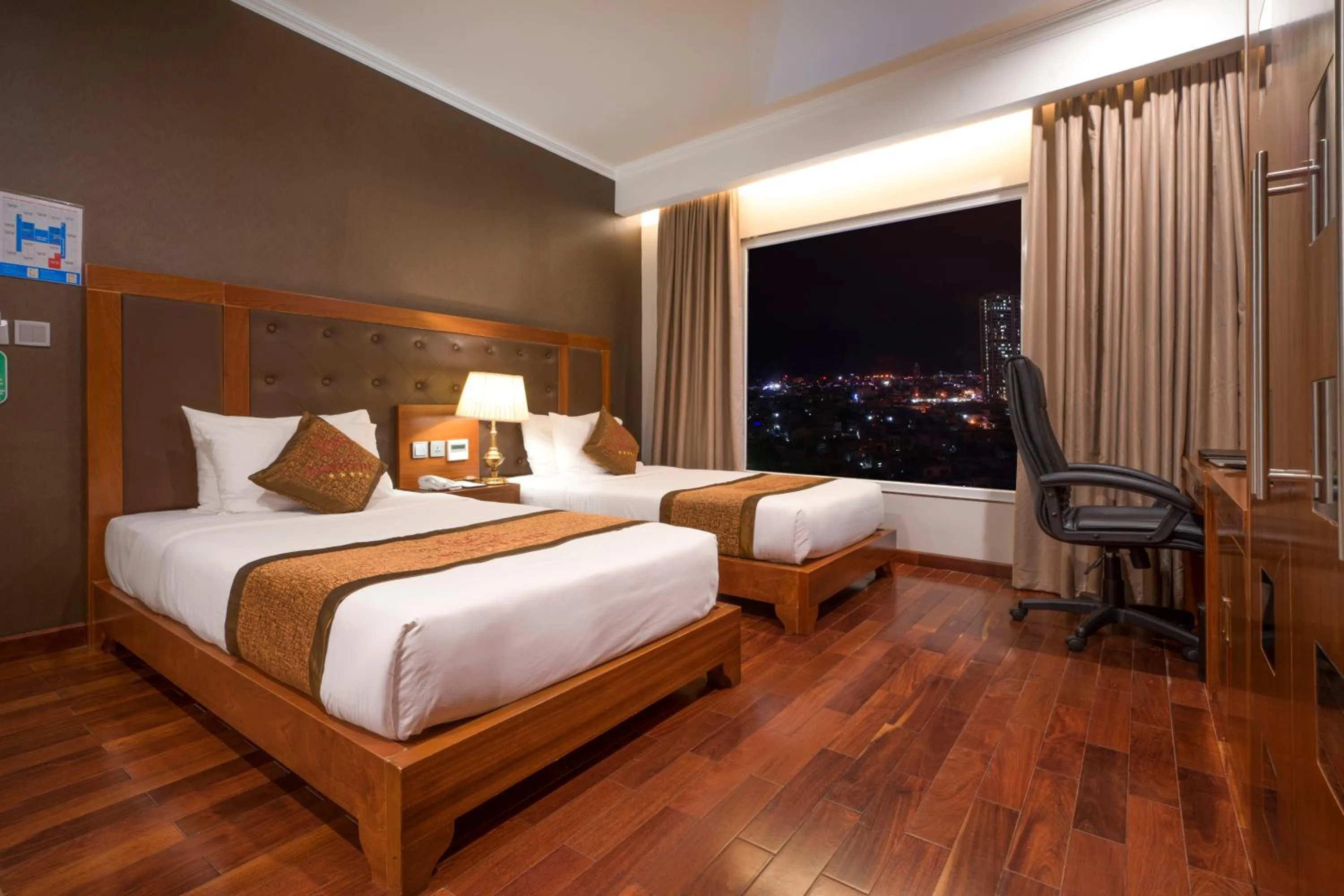 Deluxe Twin Room City View  in Samdi Da Nang Central Hotel