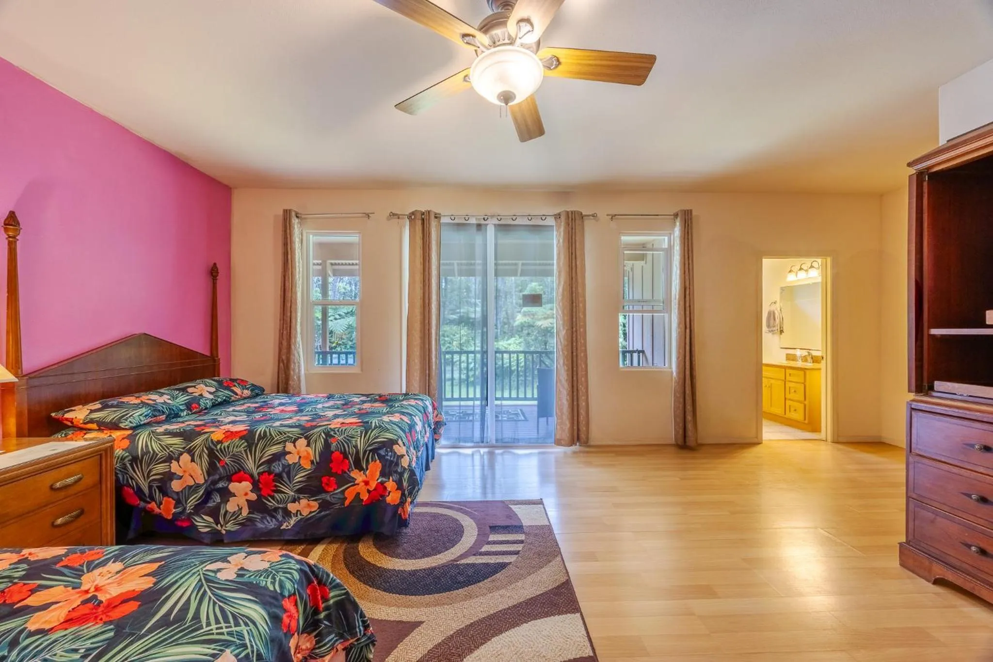 Standard Queen Room with Two Queen Beds in Volcano Forest Inn