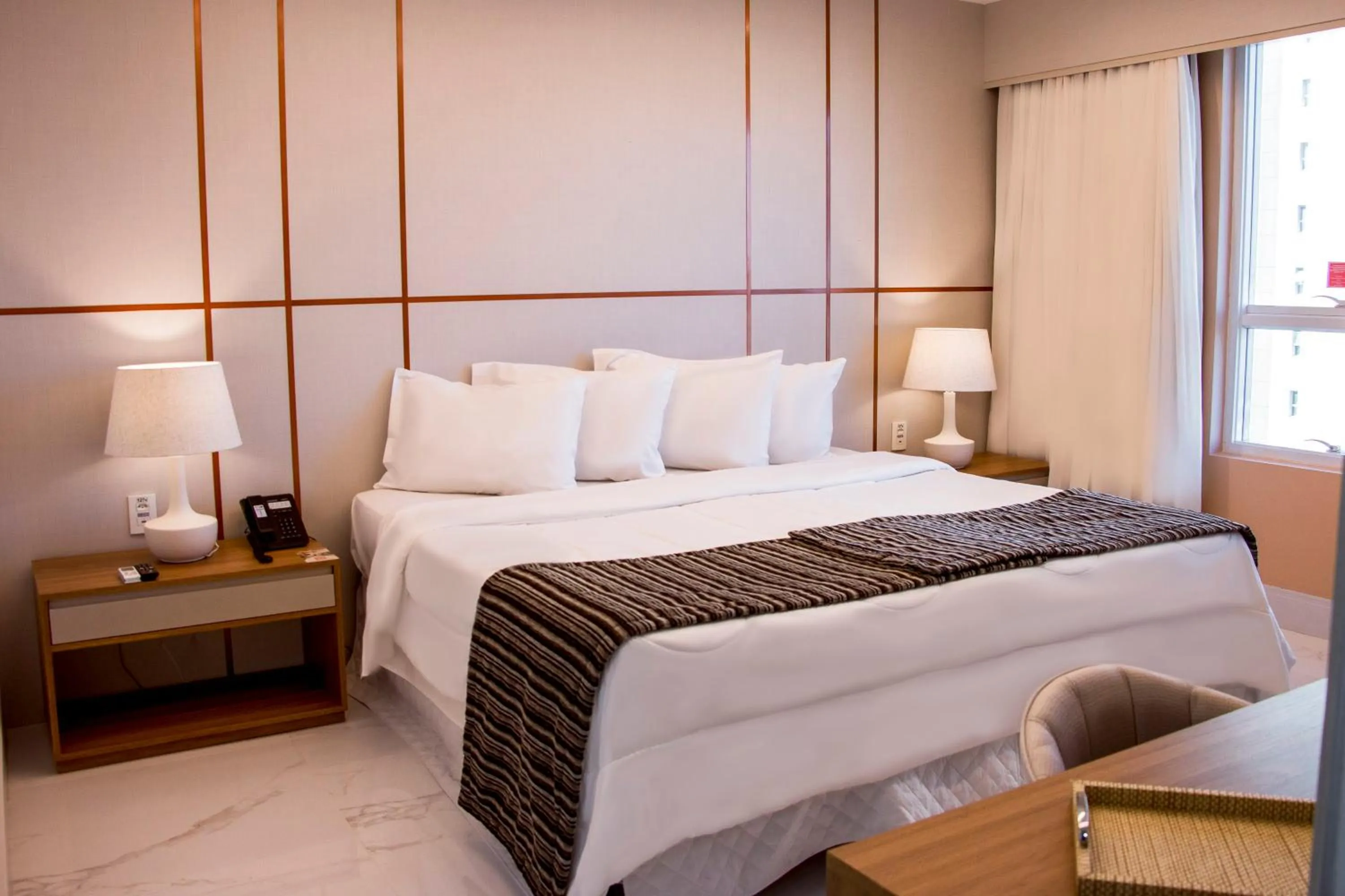 Deluxe King Studio in Ramada Hotel & Suites Campos Pelinca