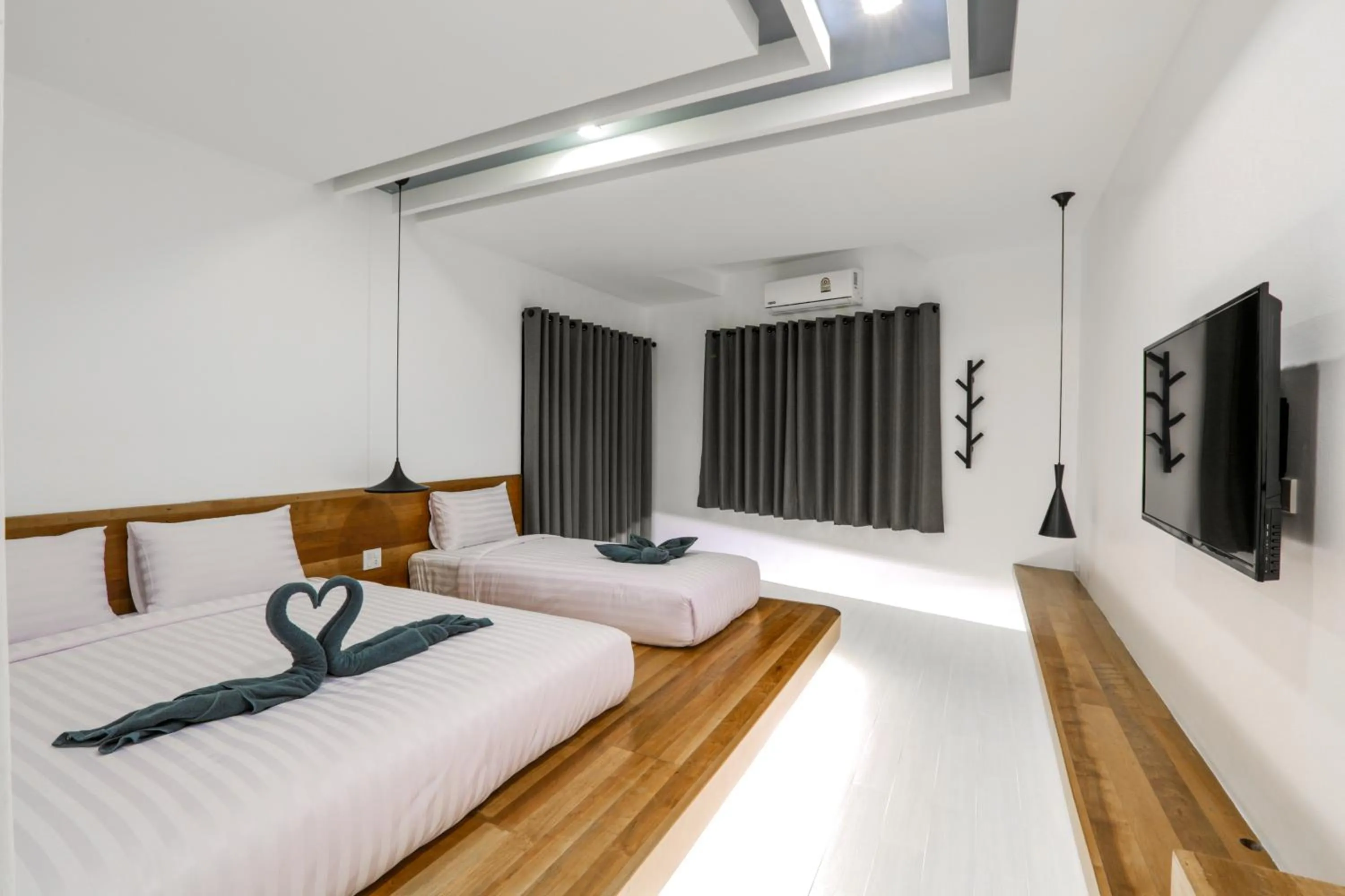 Standard Triple Room in Chaantalay Hotel