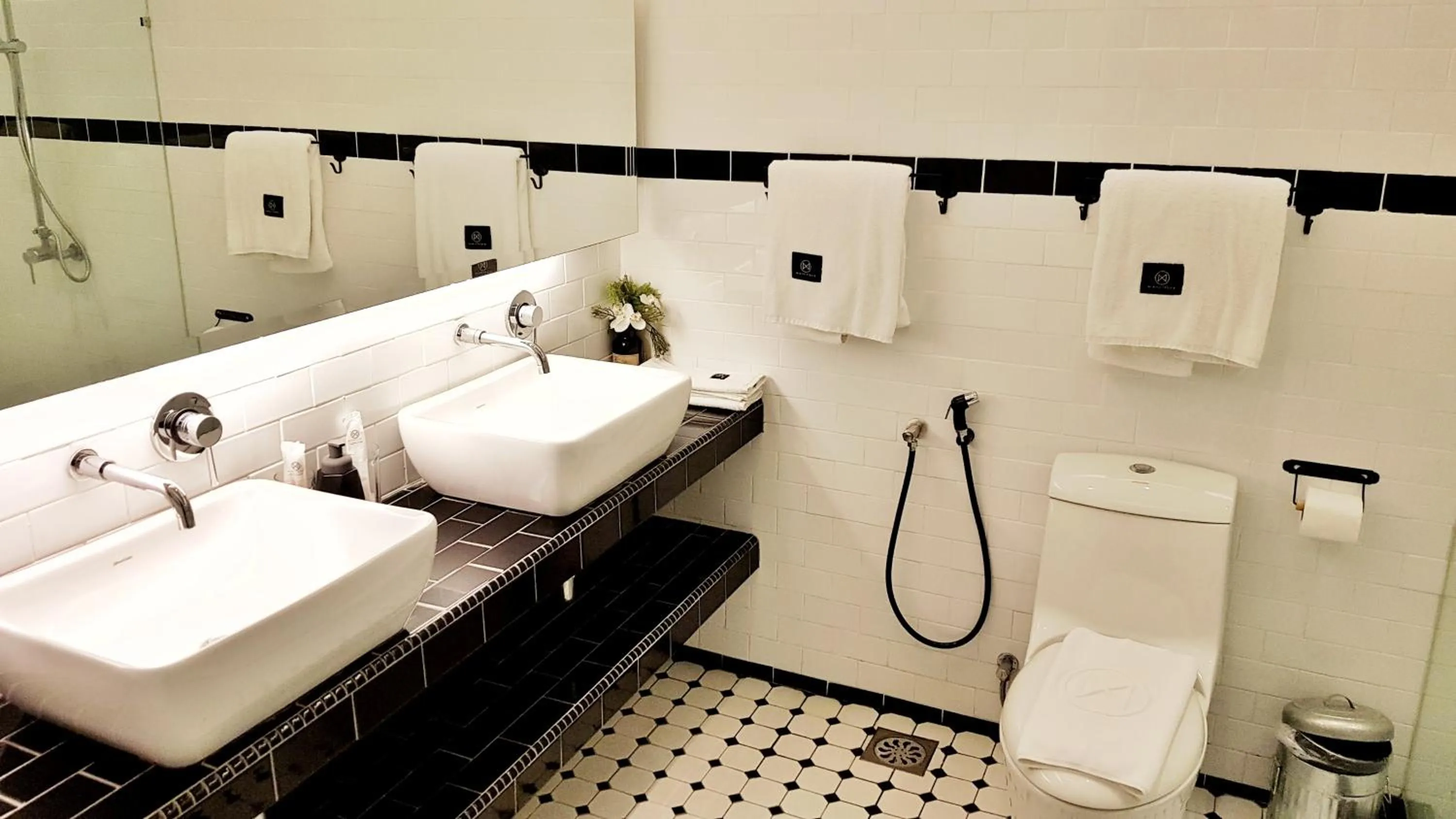 Cabin King Room without Window in M Boutique Hotel Station 18 - Ipoh