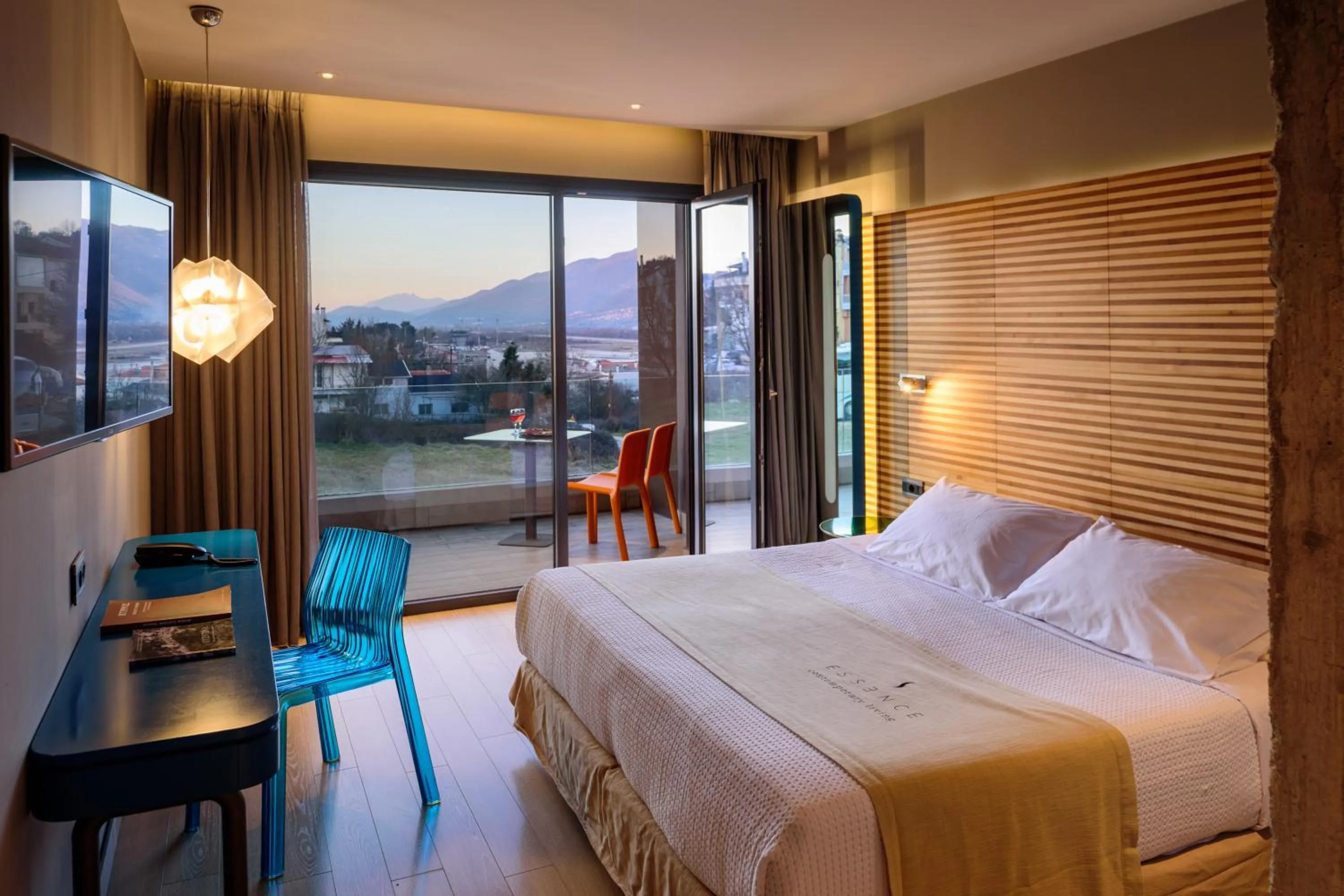 Premier Double or Twin Room with Mountain View in Essence Hotel