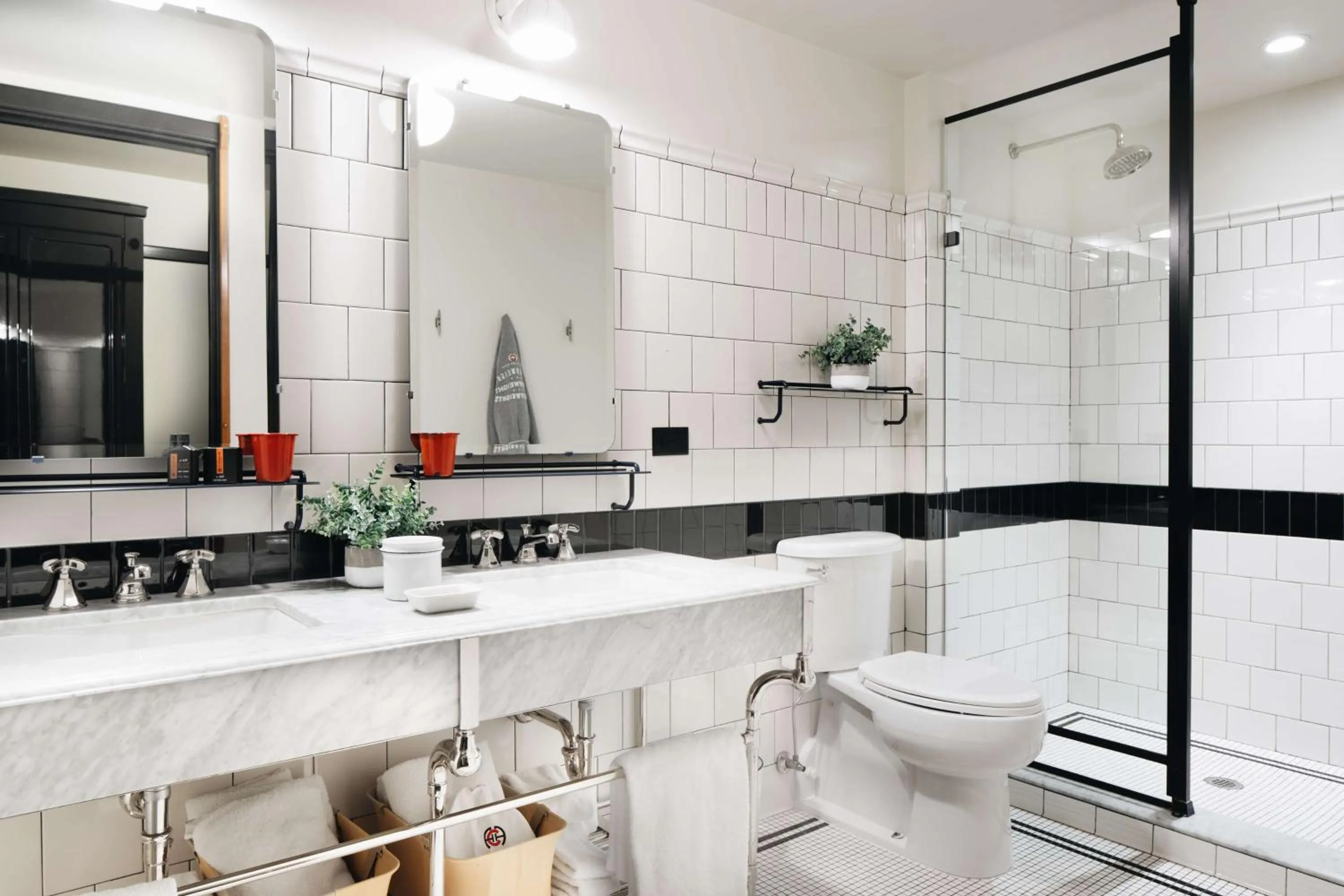 King Room with Park View in Chicago Athletic Association, part of Hyatt