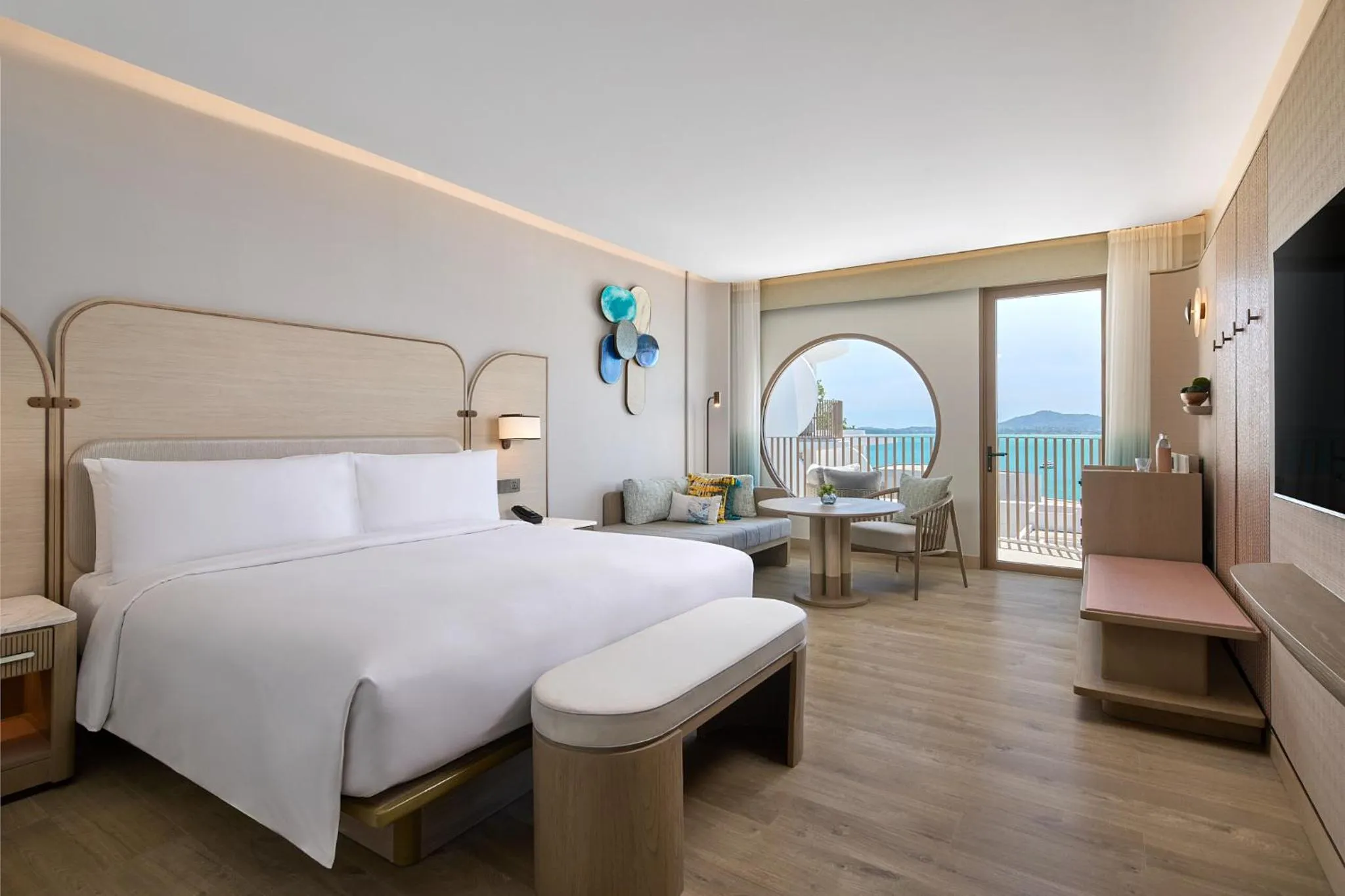 Deluxe Guest Room with One King Bed and Sea View in Veranda Resort Phuket, Autograph Collection
