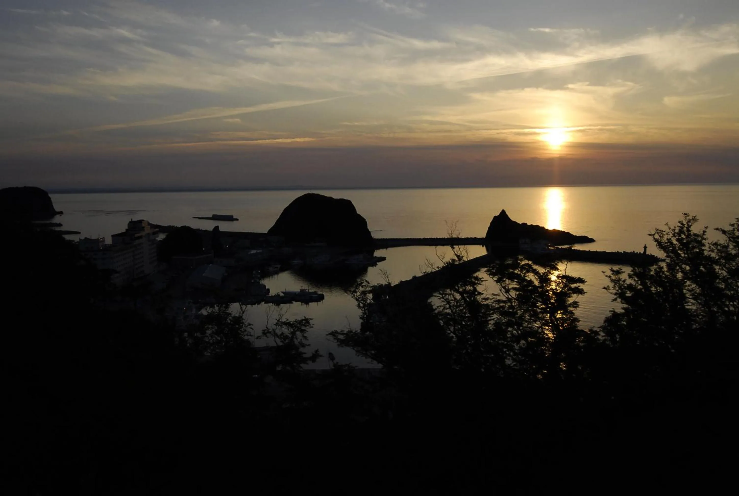 Twin Room with Tatami Area with Shared Bathroom - single occupancy in Shiretoko Yuhi No Ataruie Onsen Hostel