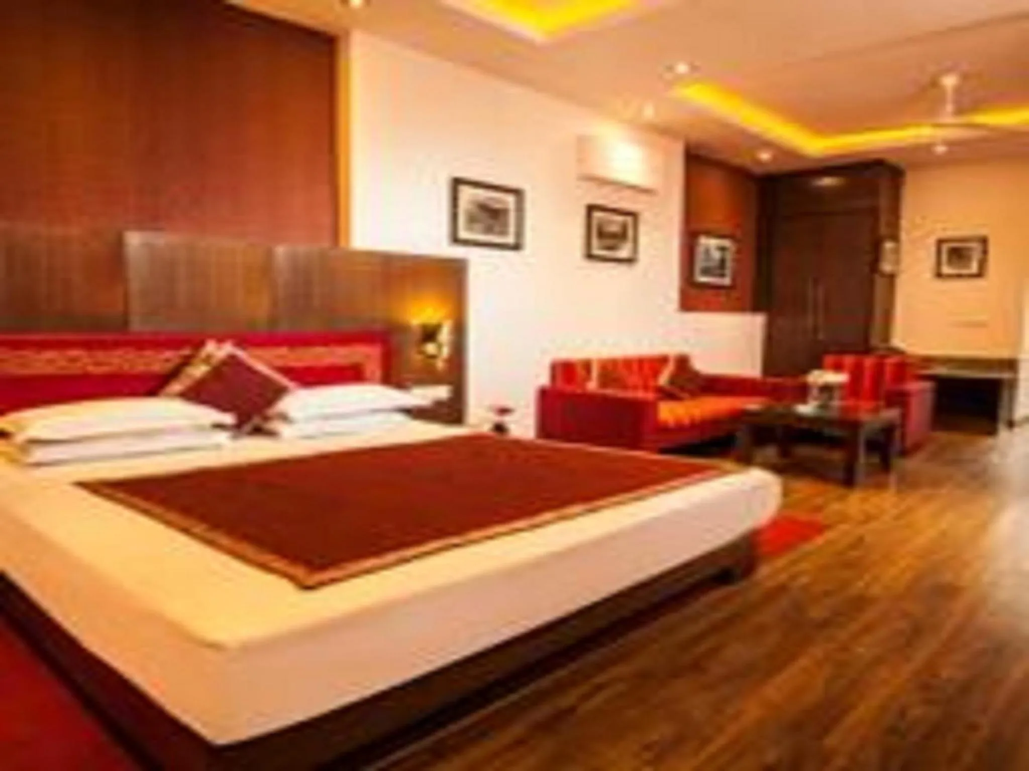 Suite in Flag House Resort