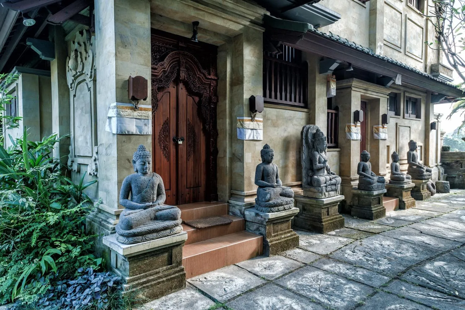 Deluxe Sawo Apartment 1 in Murni's Houses & Spa