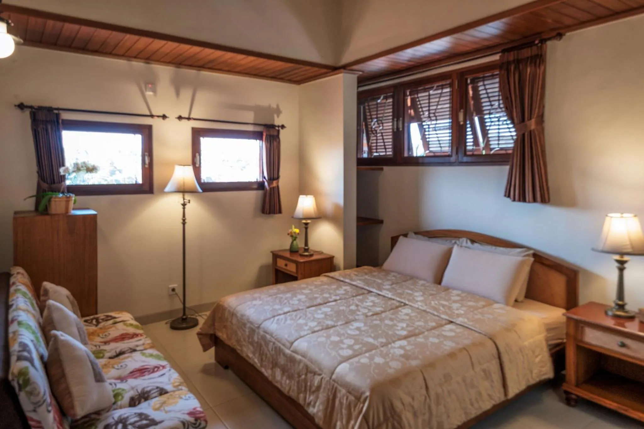 Deluxe King Room in Murni's Houses & Spa