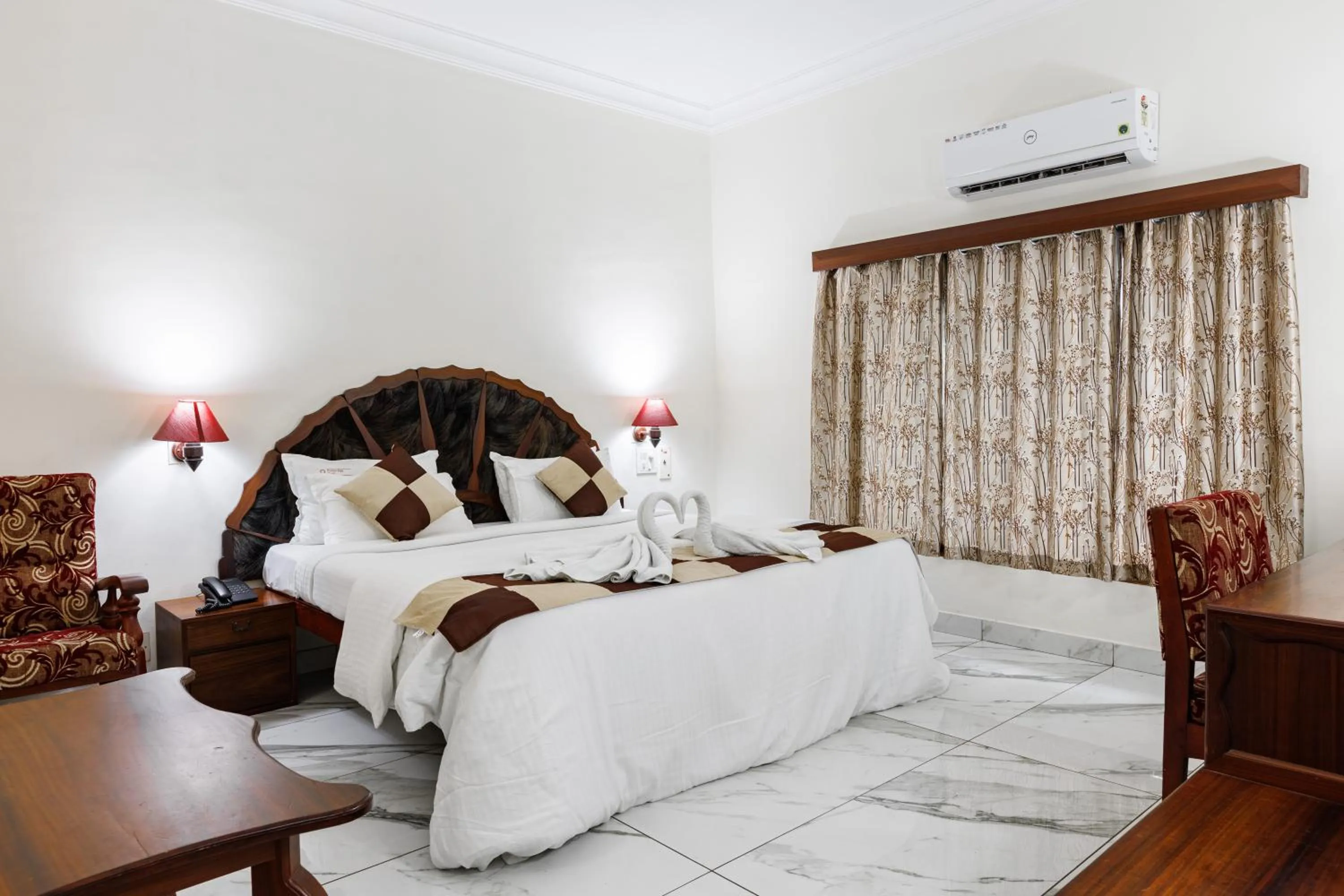 Deluxe Double Room - single occupancy in paulson park hotel