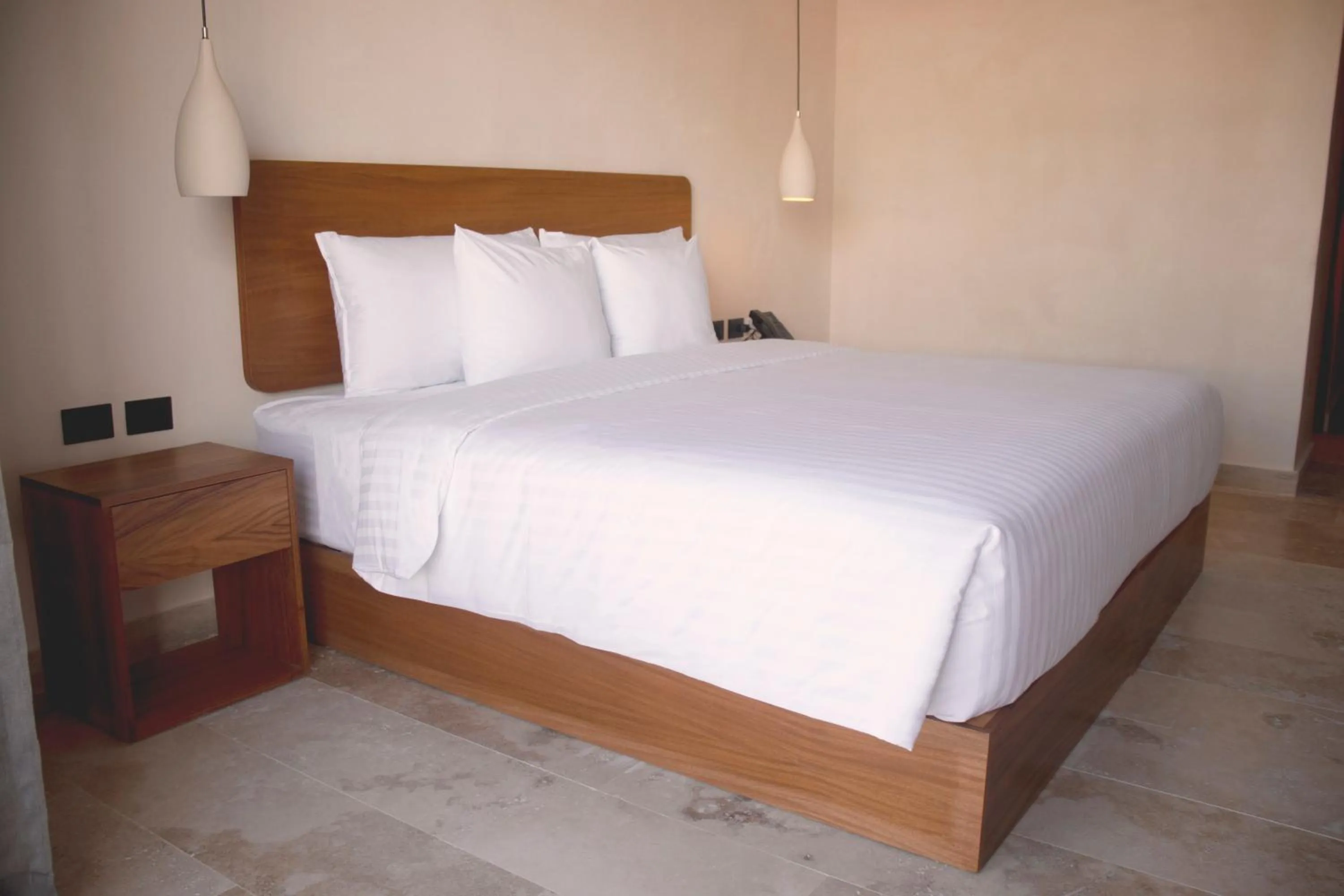 Standard Room, 1 King Bed, Non-Smoking in Wyndham Tulum
