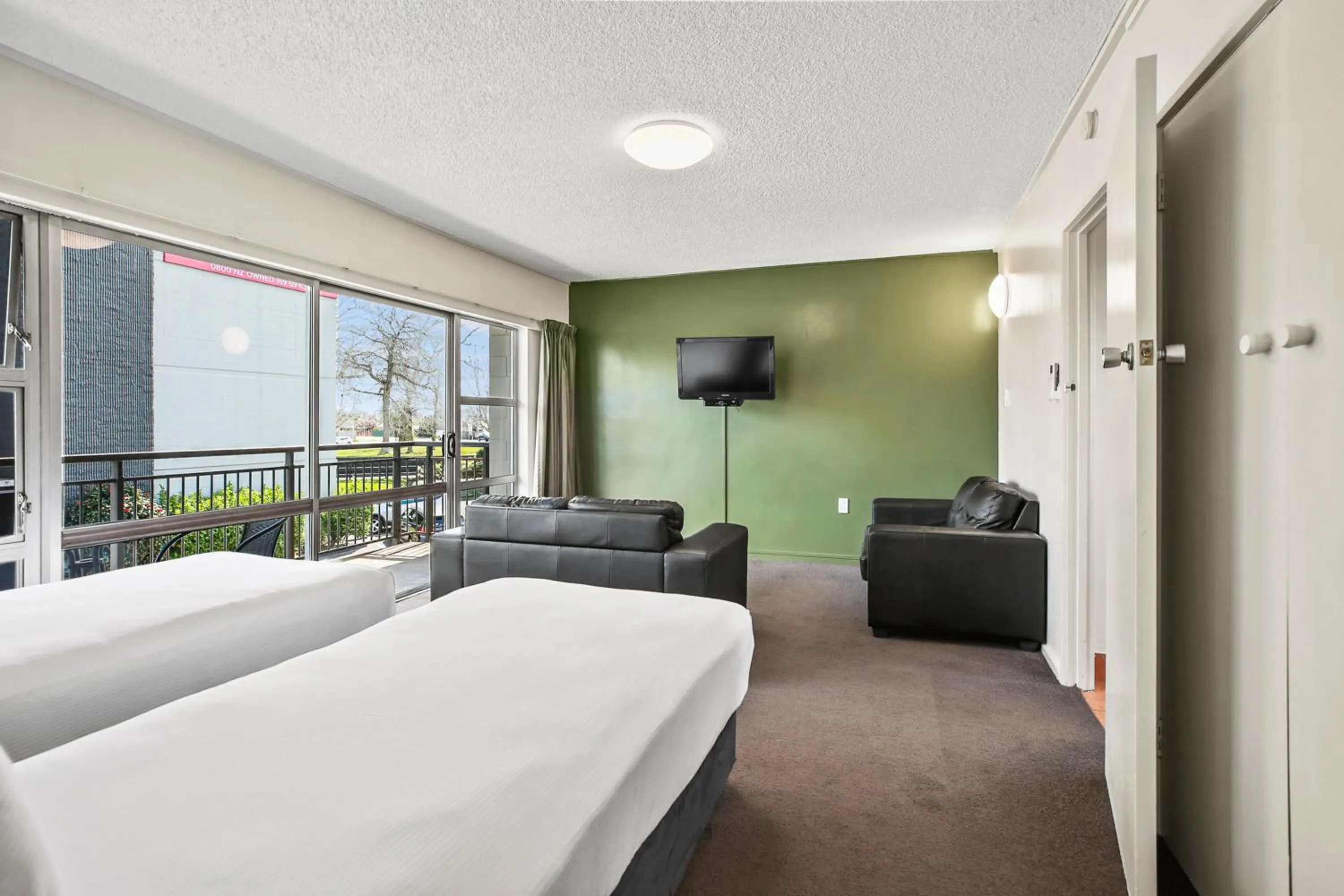 Two-Bedroom Motel Unit  in Heartland Ambassador Hotel Hamilton