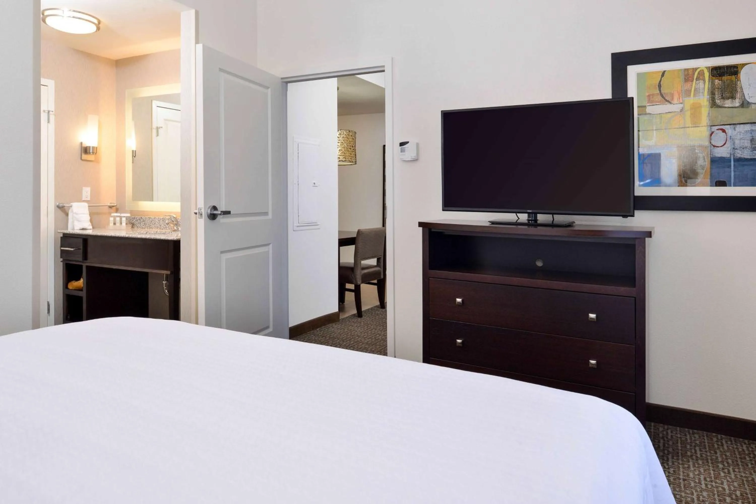 One-Bedroom King Suite - Non-Smoking in Homewood Suites by Hilton Columbia/Laurel