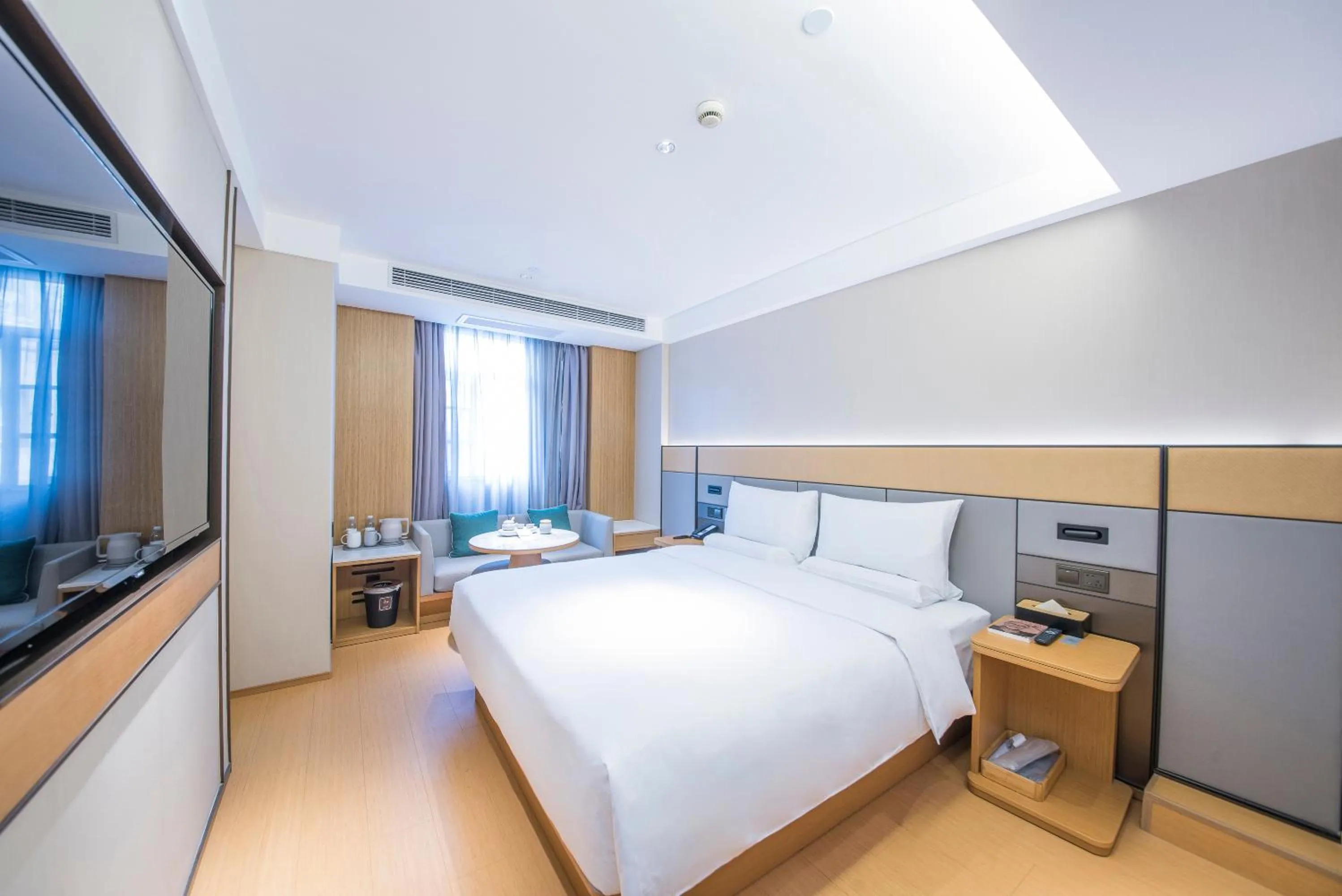 Ji Hotel - Shanghai Nanjing Road People's Square