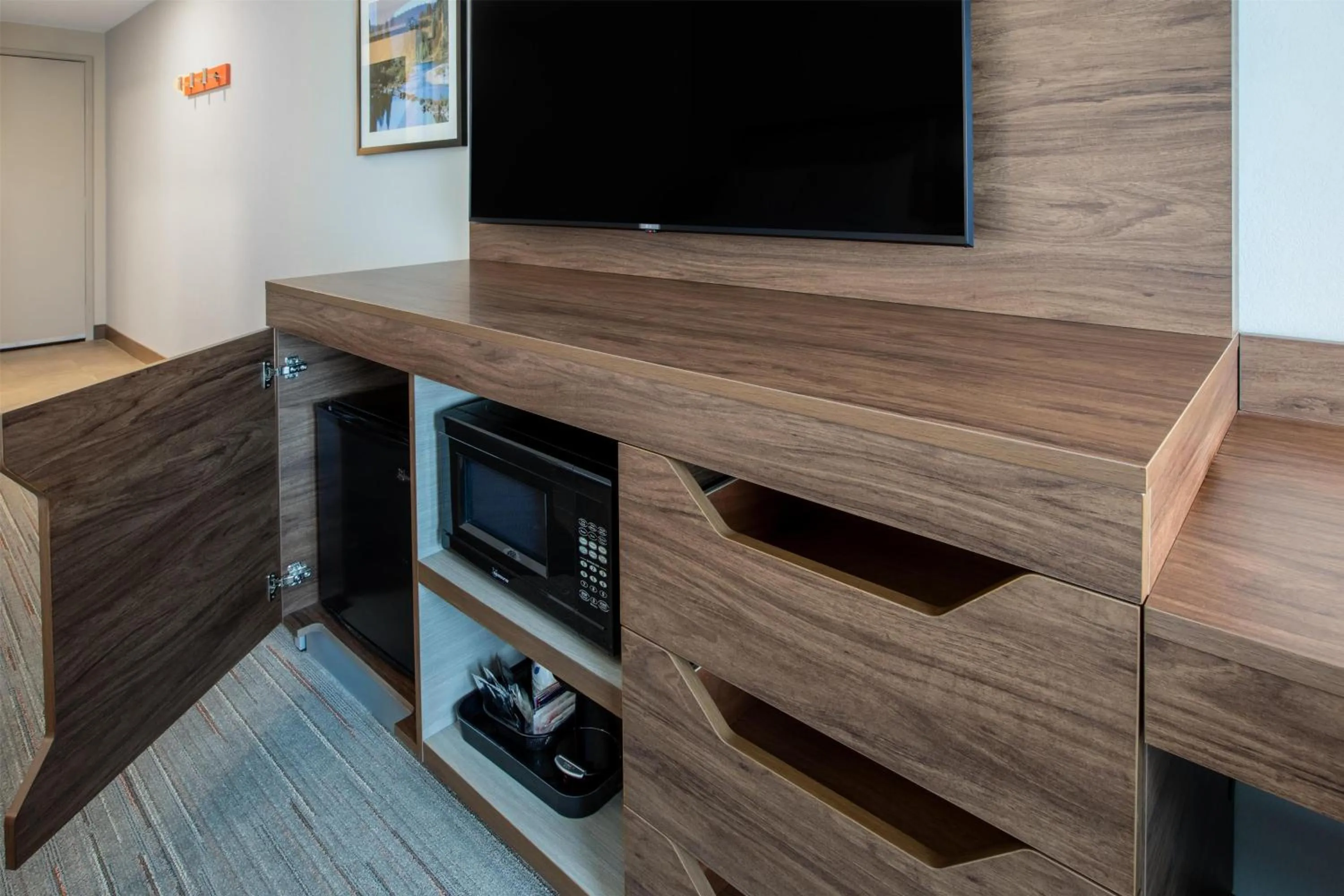 Queen Room with Two Queen Beds and Bath Tub - Mobility Access in Hampton Inn & Suites La Grande, Or