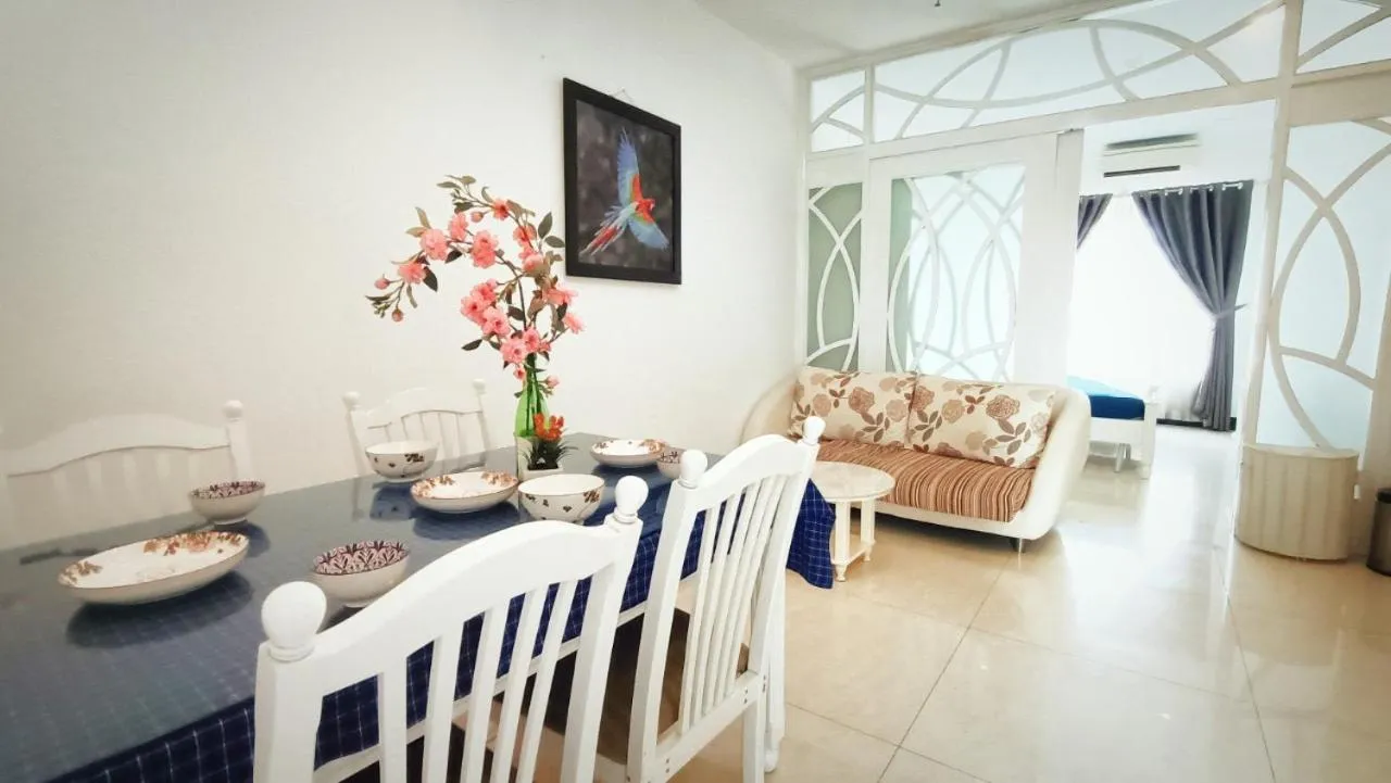 One-Bedroom Apartment - single occupancy in Queen Central Apartment Hotel