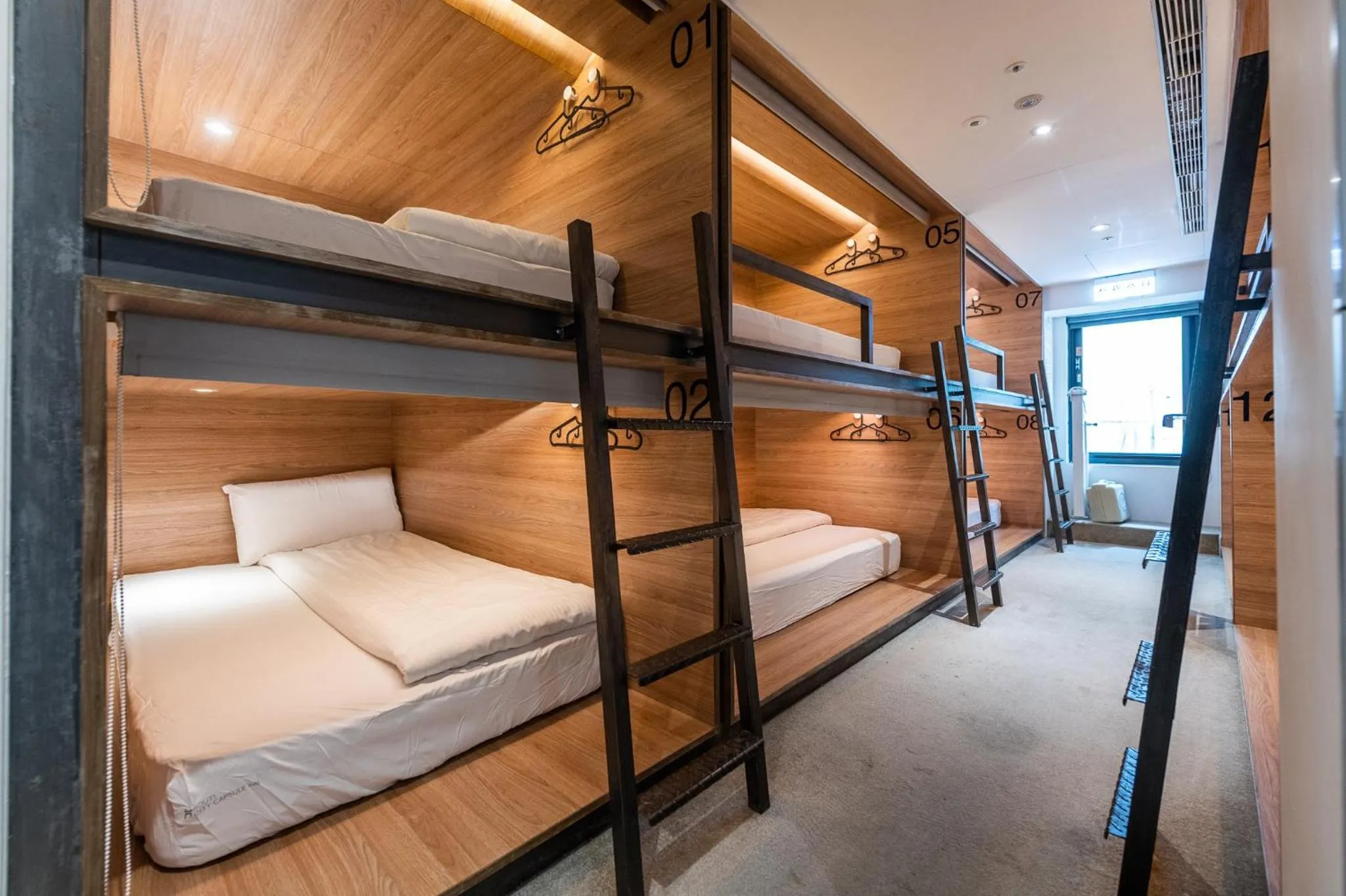 Bunk Bed in Female Dormitory Room   in Bouti City Capsule Inn