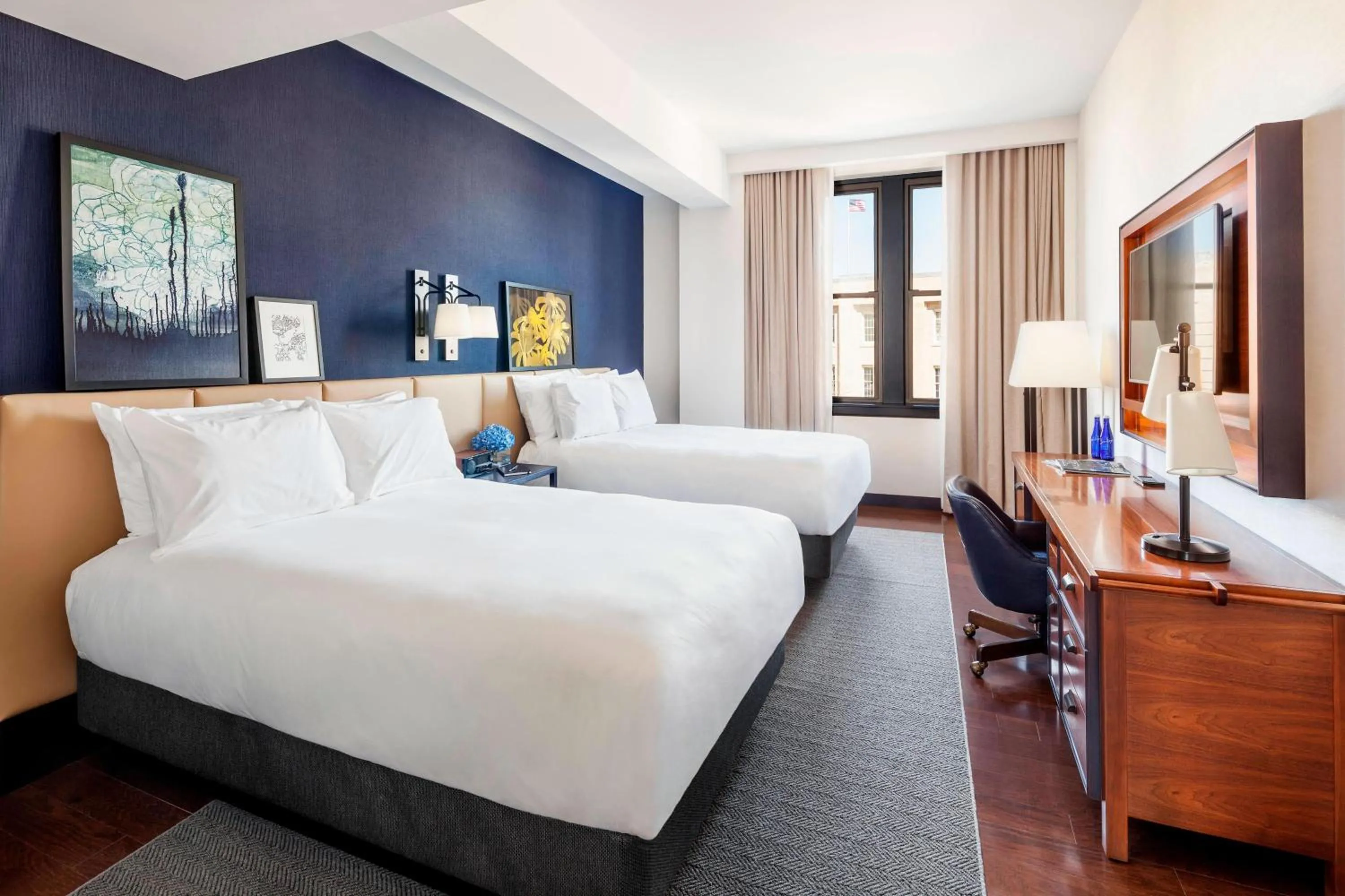 Standard Guest Room, 2 Double Beds in The Press Hotel, Autograph Collection