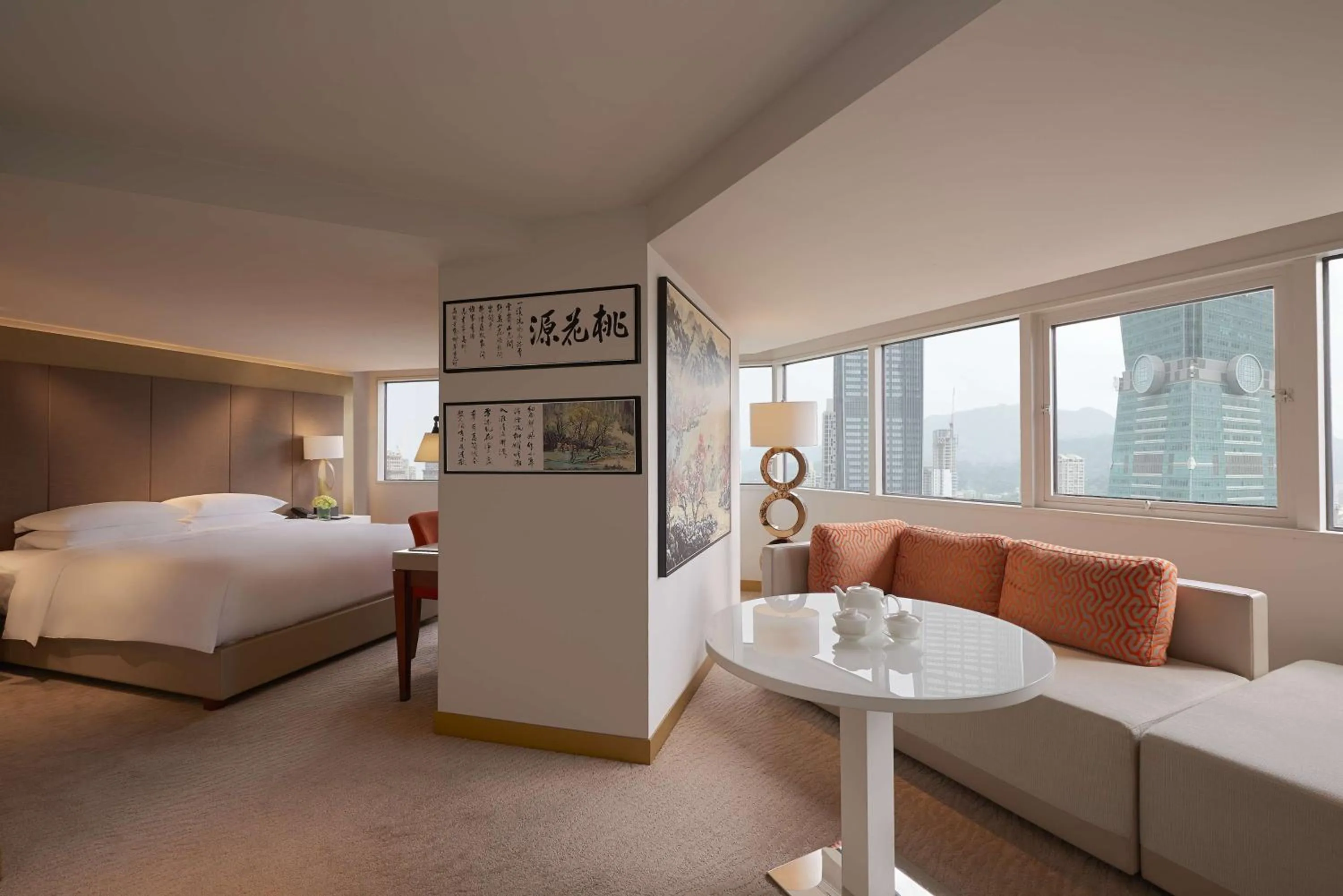 Premium King Studio with 101 View - Club Access in Grand Hyatt Taipei