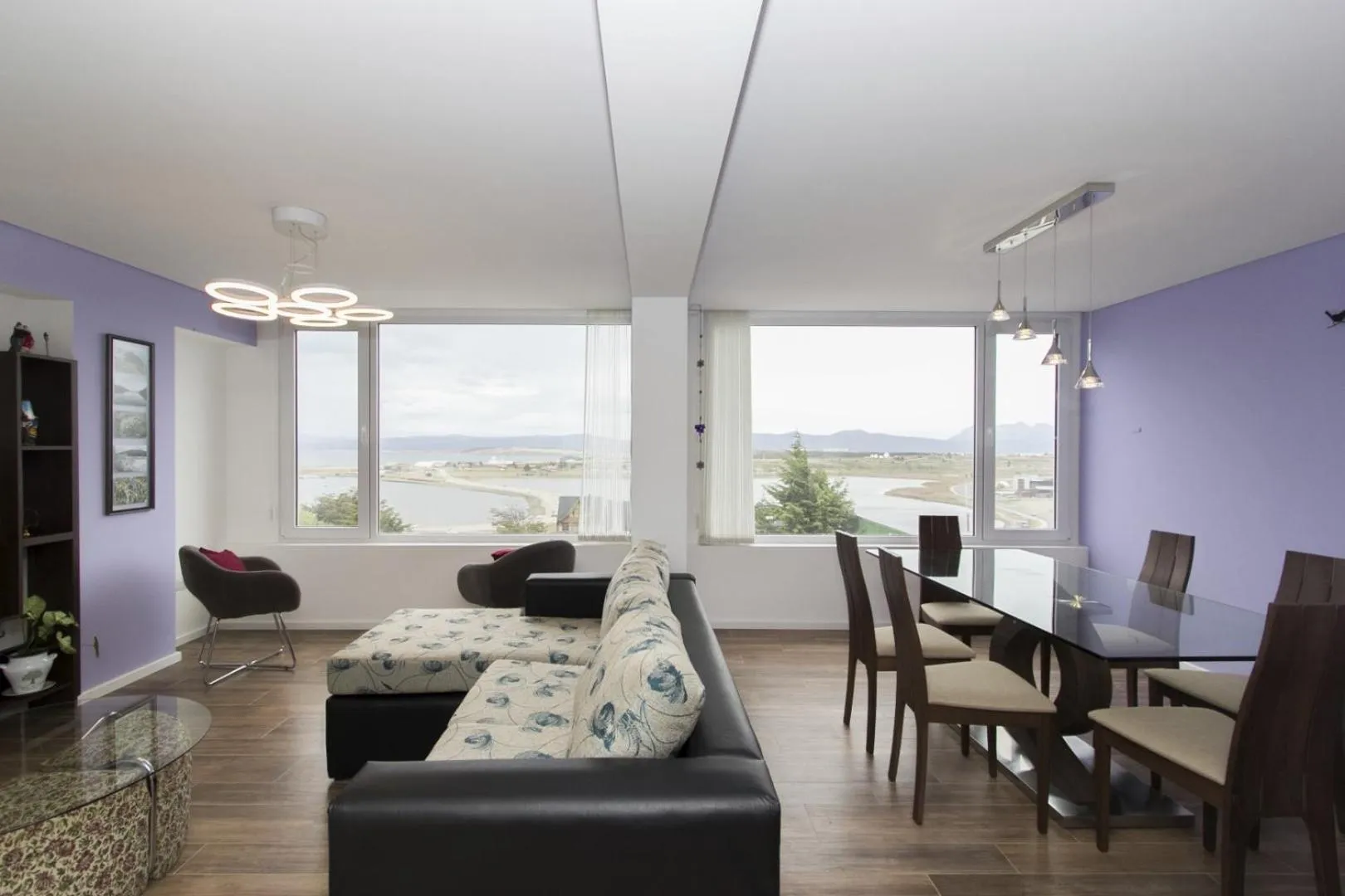 Deluxe One-Bedroom Apartment with Harbor View in Pacifico Apartamentos