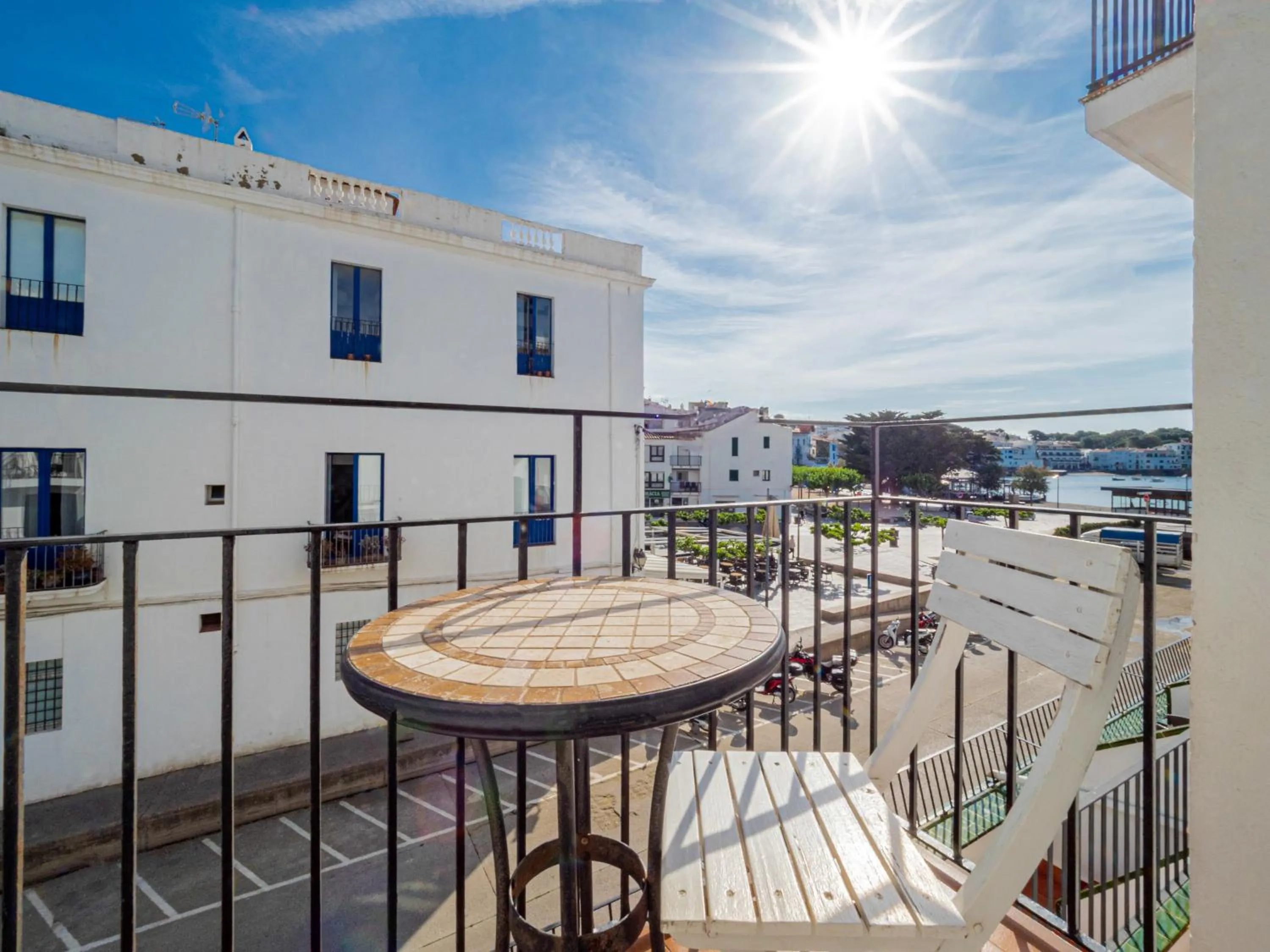 Double Room with Balcony in Hostal Marina Cadaqués